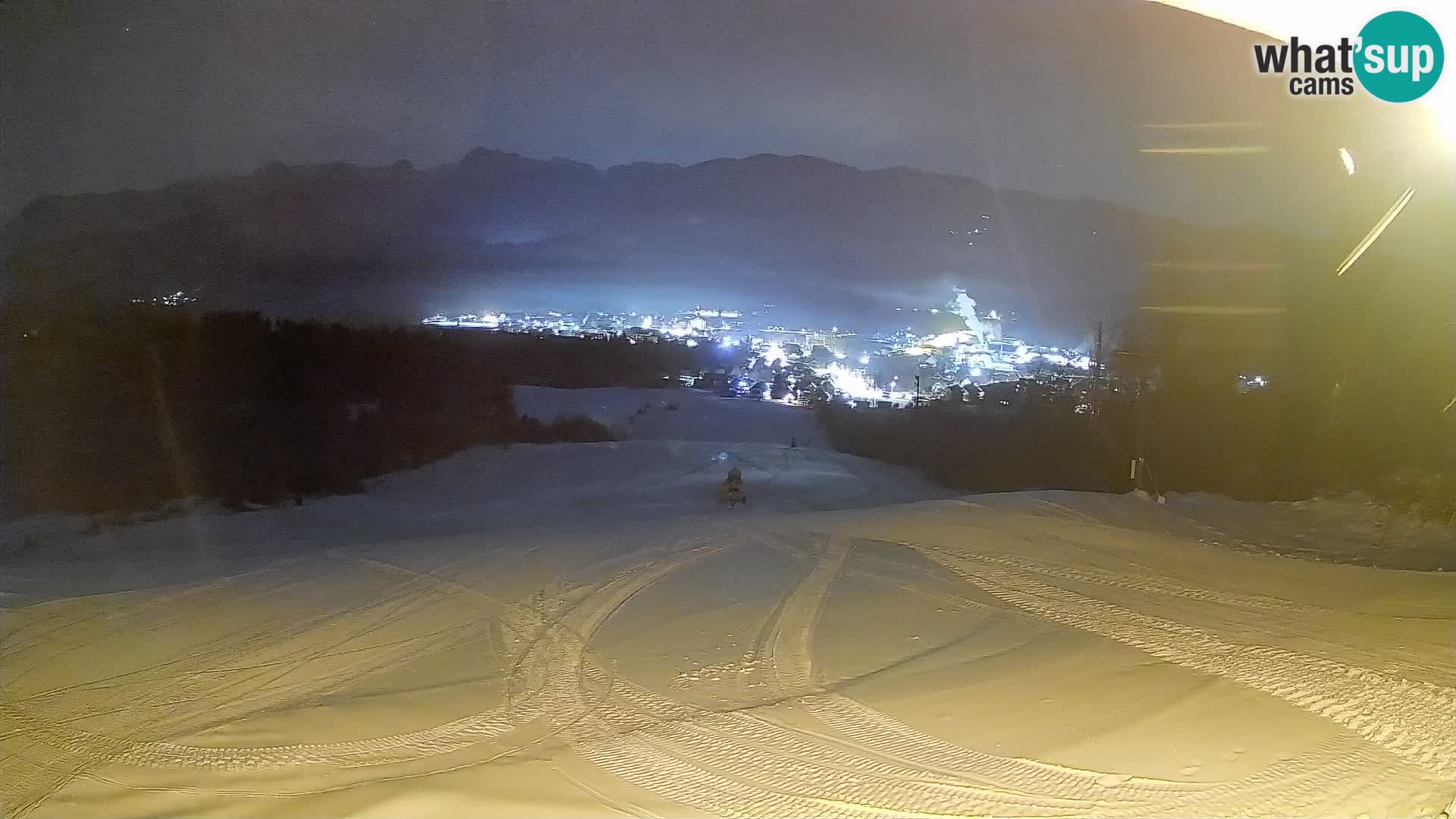 Spletna kamera Bohinjska Bistrica – Pogled v živo s smučišča Kozji Hrbet