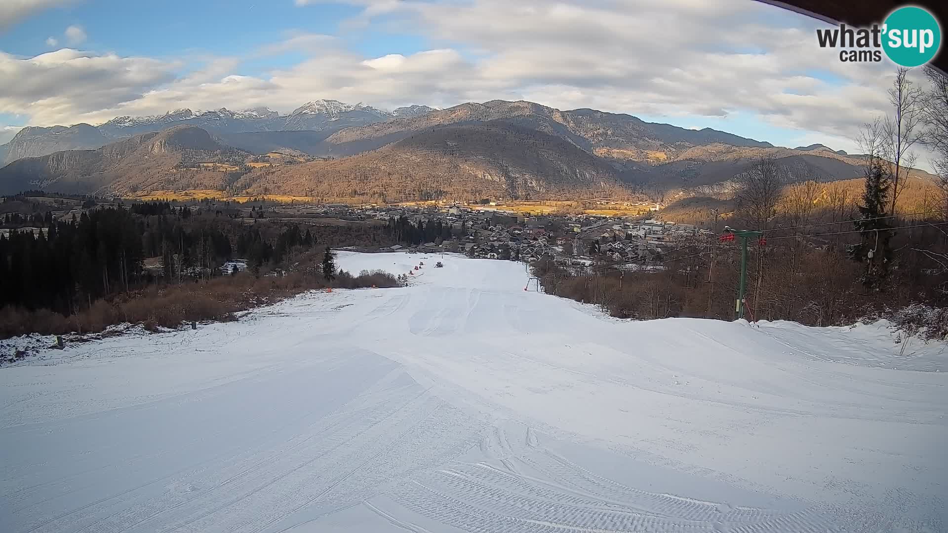 Kamera uživo Bohinjska Bistrica – Pogled u stvarnom vremenu sa skijališta Kozji Hrbet