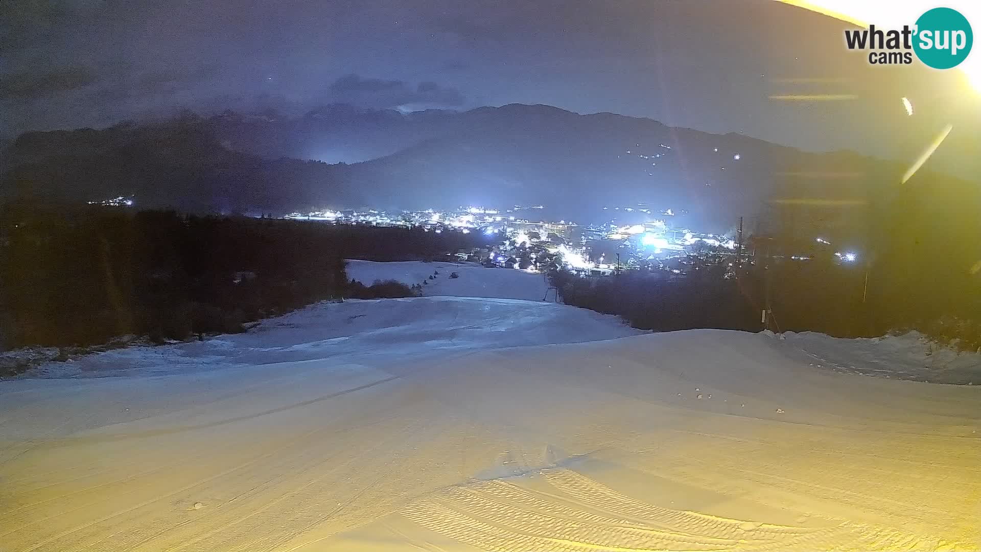 Spletna kamera Bohinjska Bistrica – Pogled v živo s smučišča Kozji Hrbet