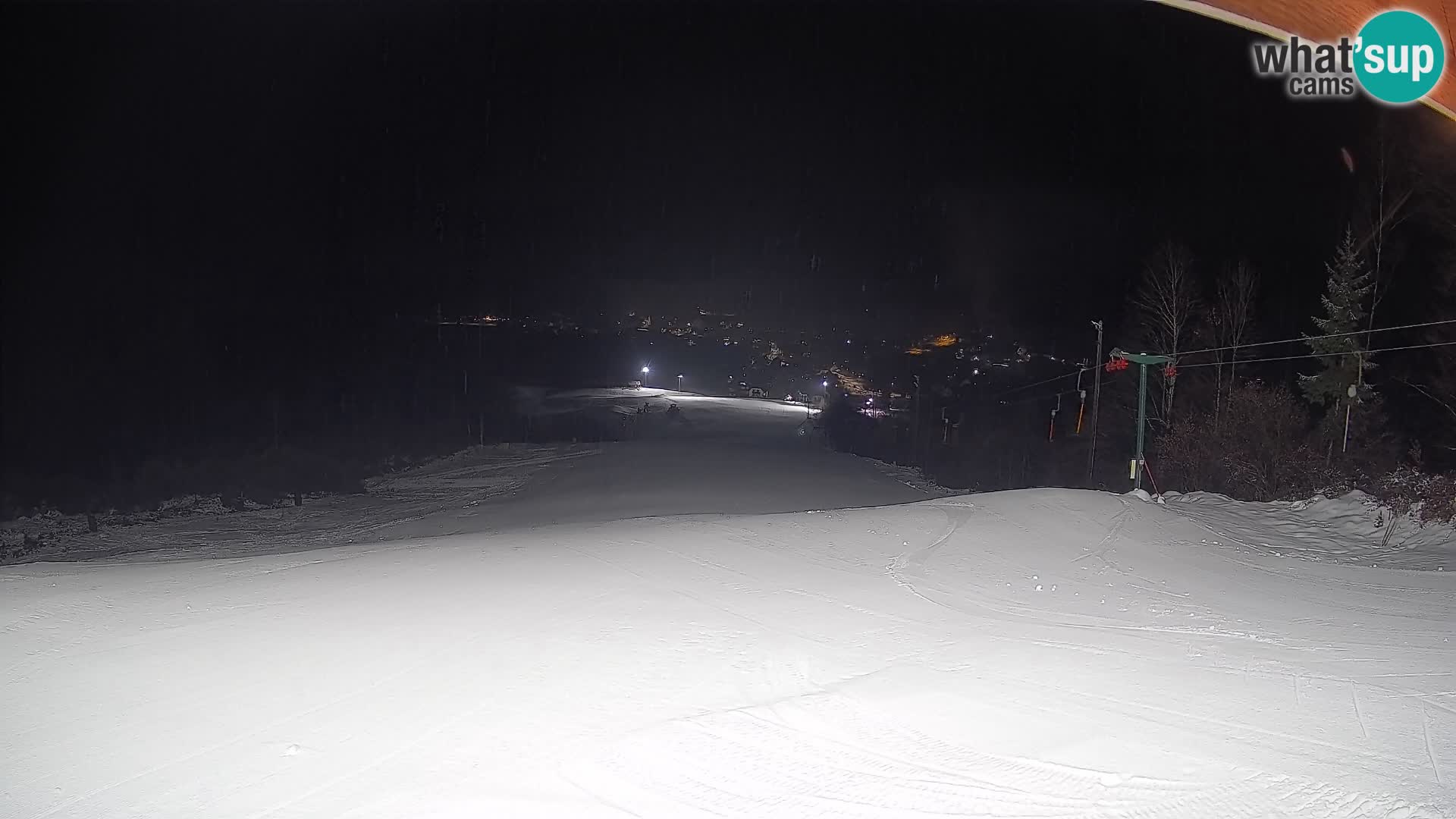 Kamera uživo Bohinjska Bistrica – Pogled u stvarnom vremenu sa skijališta Kozji Hrbet