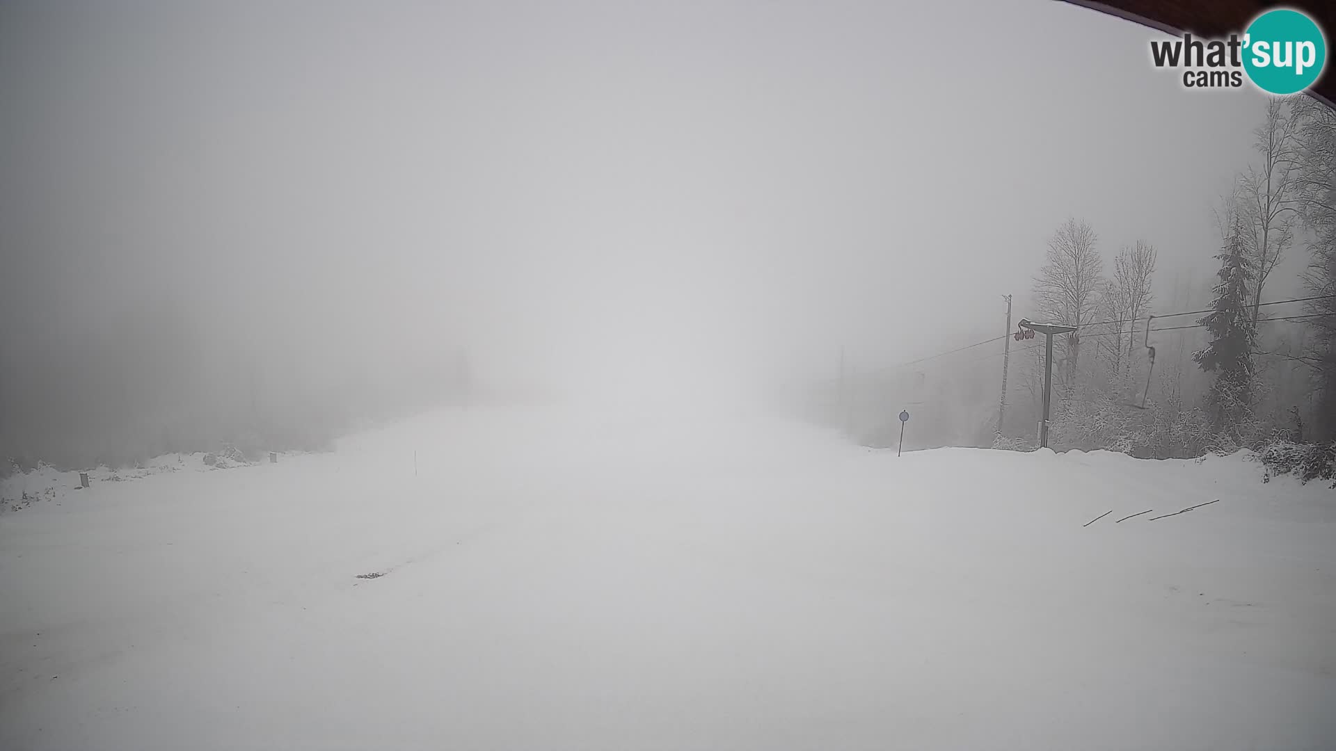 Kamera uživo Bohinjska Bistrica – Pogled u stvarnom vremenu sa skijališta Kozji Hrbet