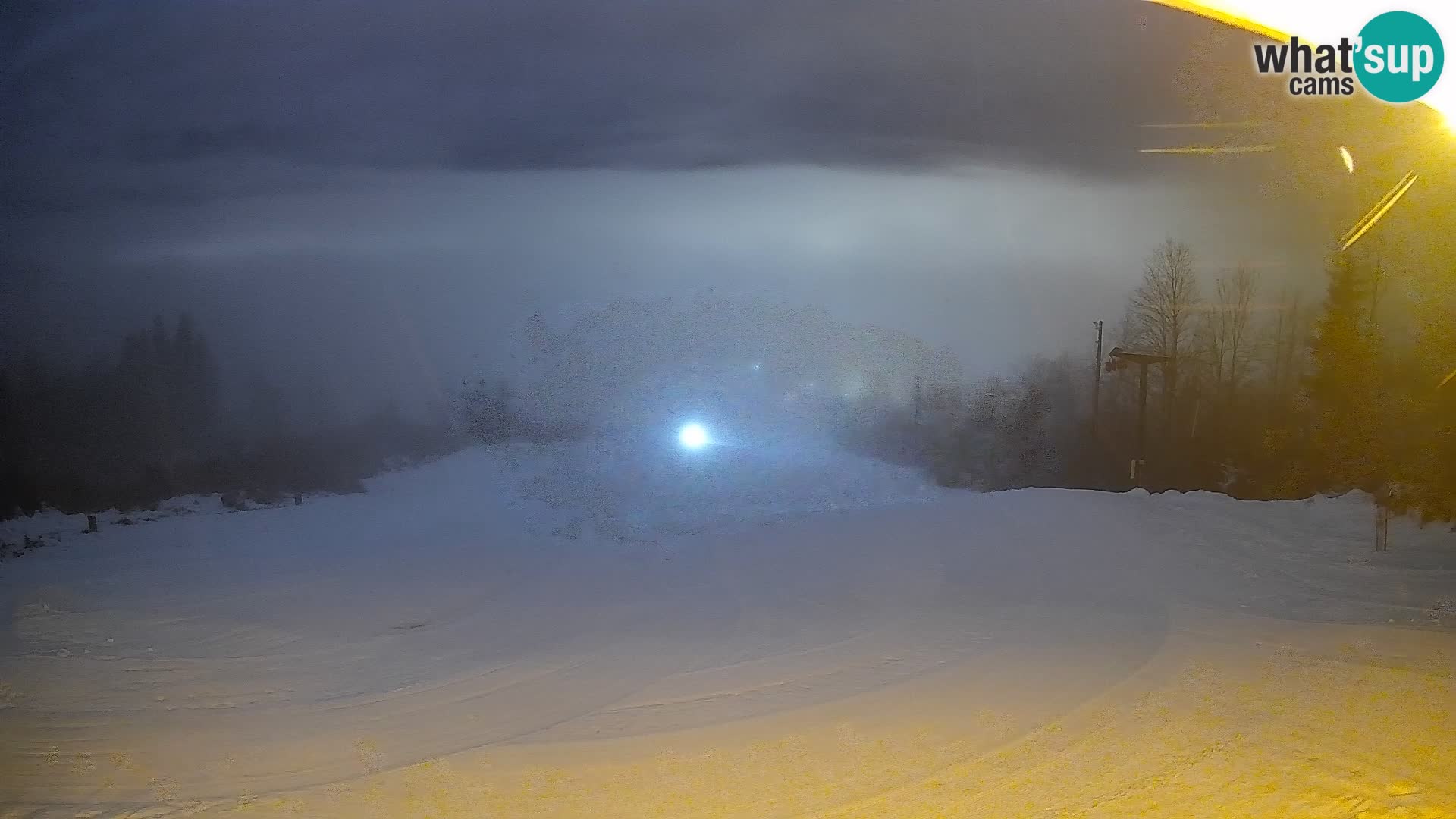 Kamera uživo Bohinjska Bistrica – Pogled u stvarnom vremenu sa skijališta Kozji Hrbet