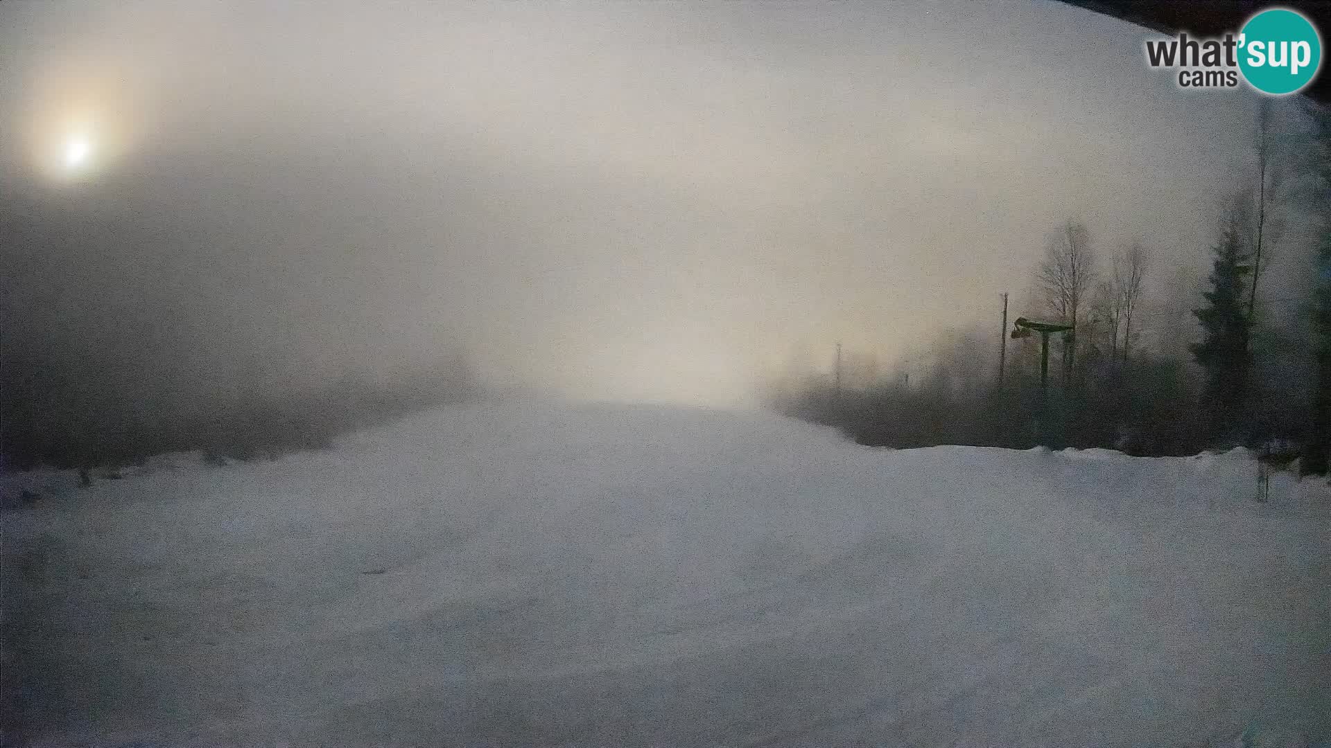 Spletna kamera Bohinjska Bistrica – Pogled v živo s smučišča Kozji Hrbet