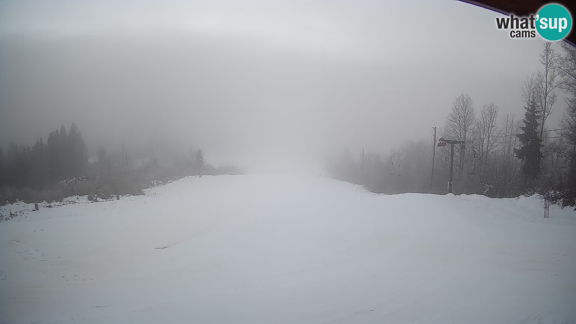 Kamera uživo Bohinjska Bistrica – Pogled u stvarnom vremenu sa skijališta Kozji Hrbet