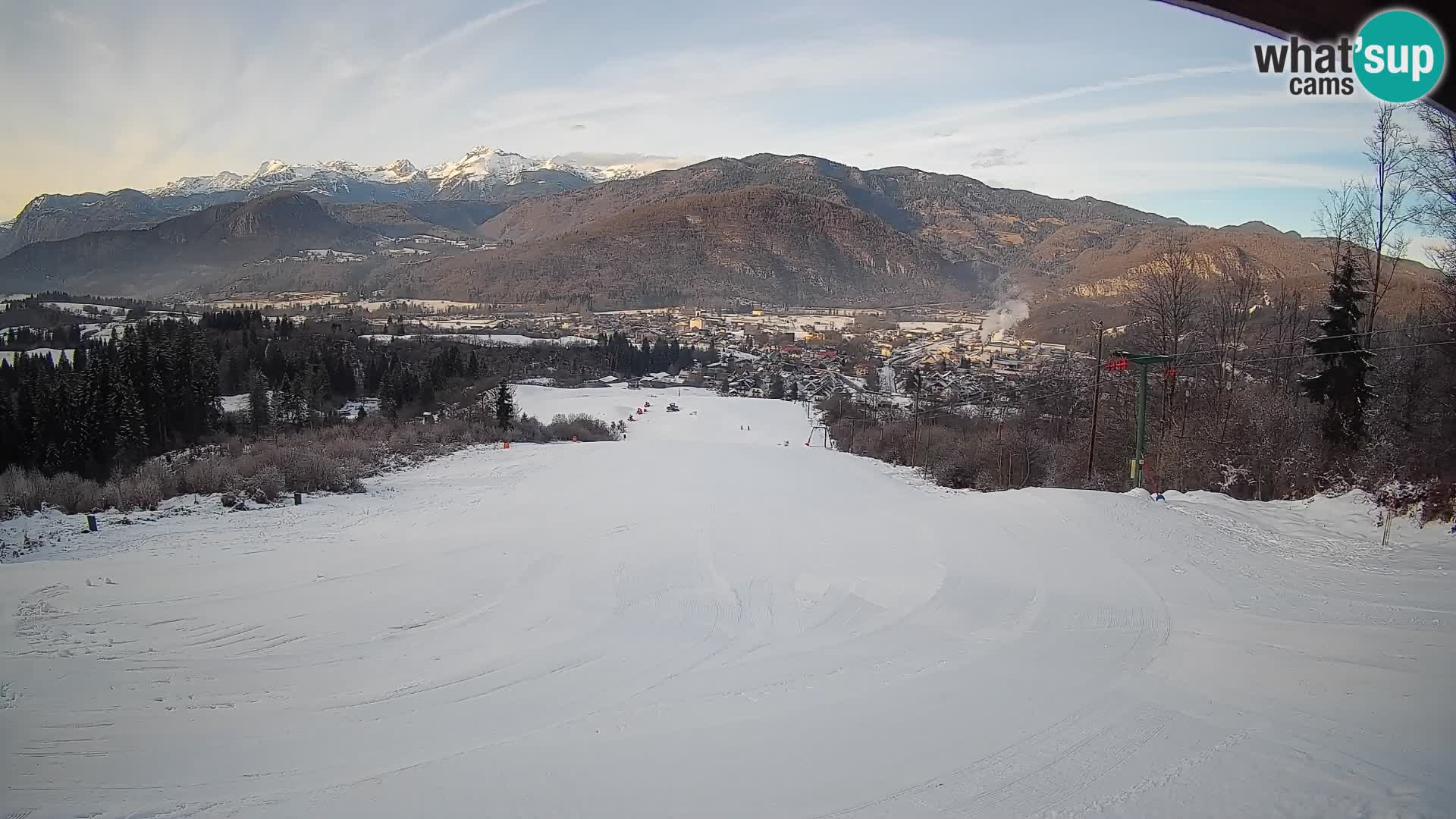 Kamera uživo Bohinjska Bistrica – Pogled u stvarnom vremenu sa skijališta Kozji Hrbet