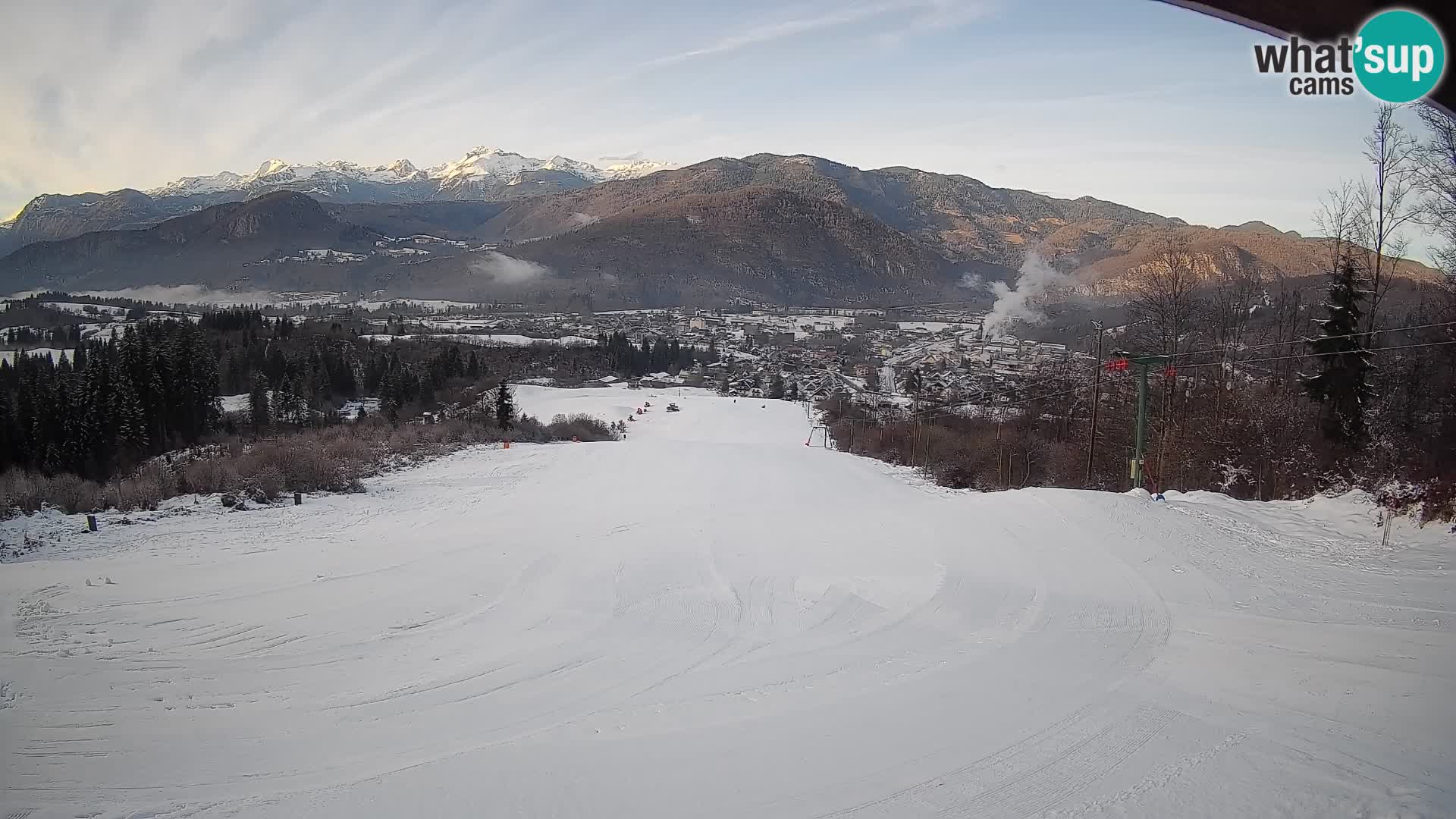 Kamera uživo Bohinjska Bistrica – Pogled u stvarnom vremenu sa skijališta Kozji Hrbet