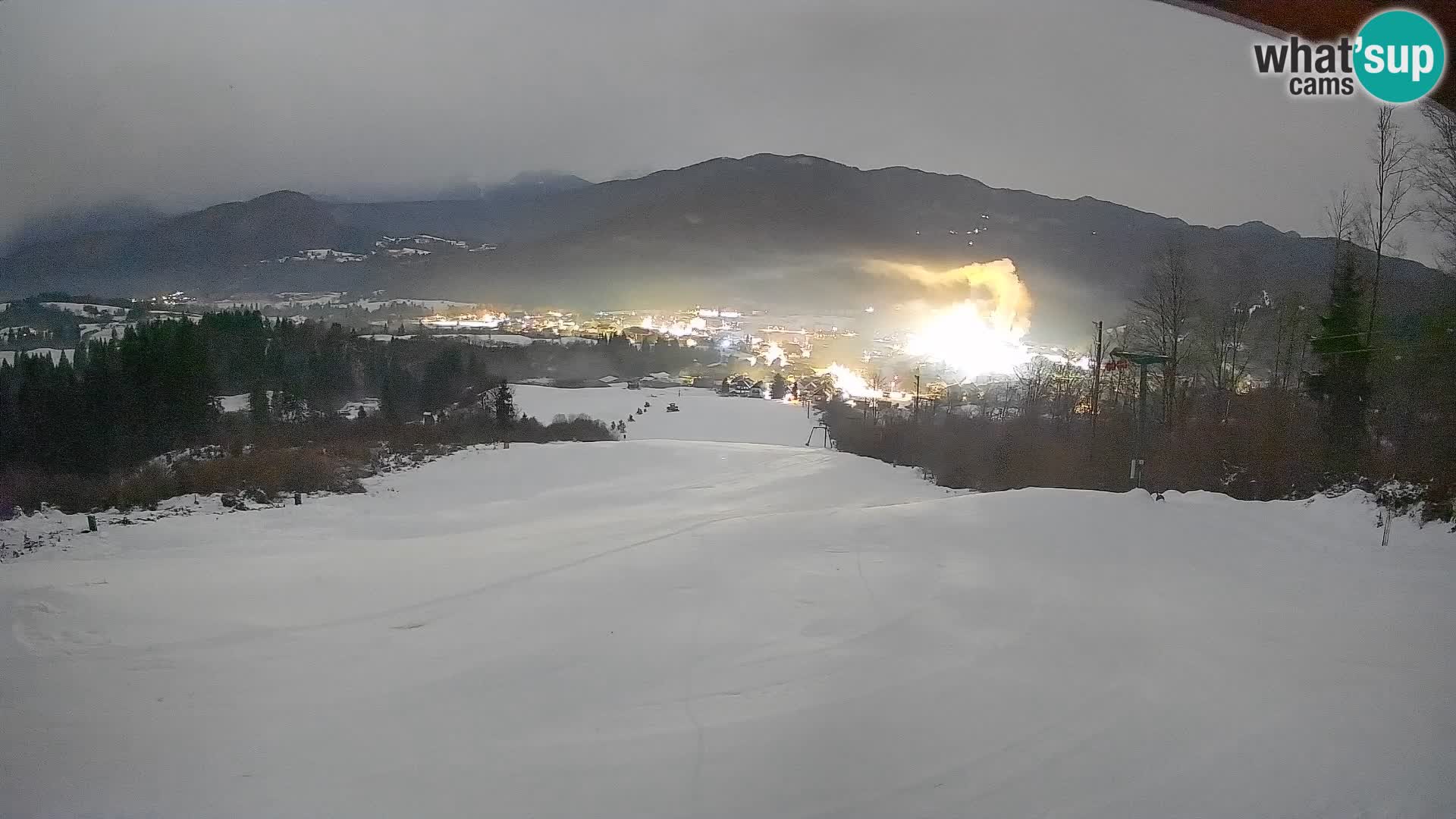 Kamera uživo Bohinjska Bistrica – Pogled u stvarnom vremenu sa skijališta Kozji Hrbet