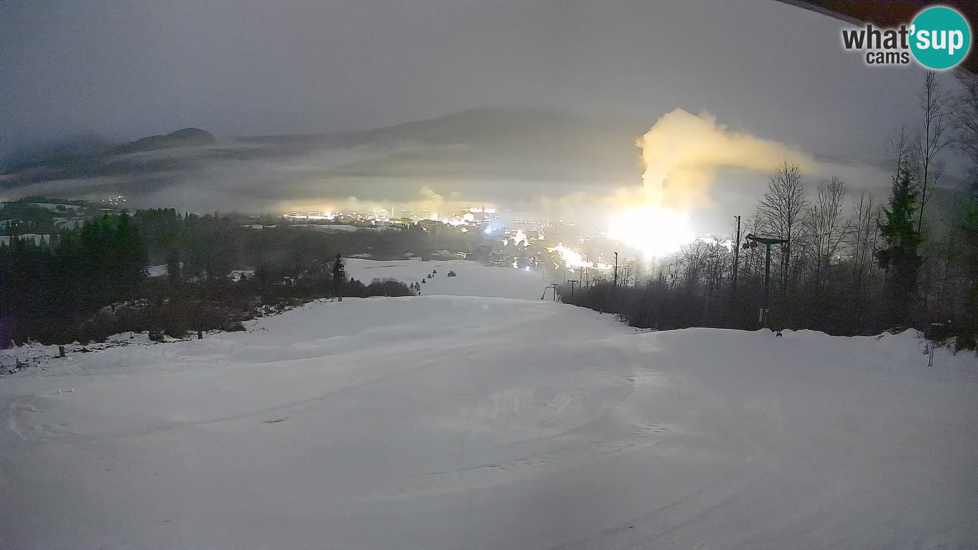 Kamera uživo Bohinjska Bistrica – Pogled u stvarnom vremenu sa skijališta Kozji Hrbet