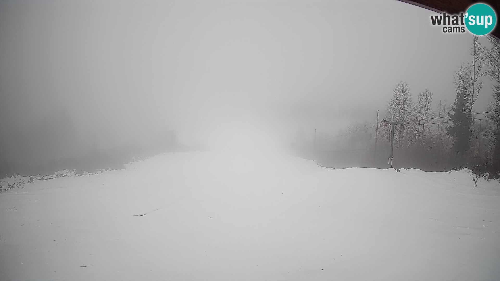 Kamera uživo Bohinjska Bistrica – Pogled u stvarnom vremenu sa skijališta Kozji Hrbet