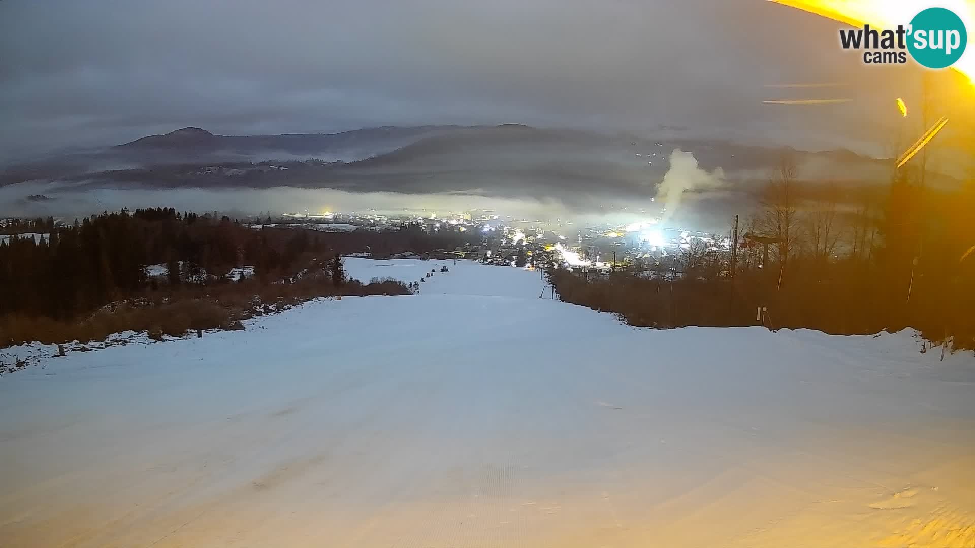 Spletna kamera Bohinjska Bistrica – Pogled v živo s smučišča Kozji Hrbet