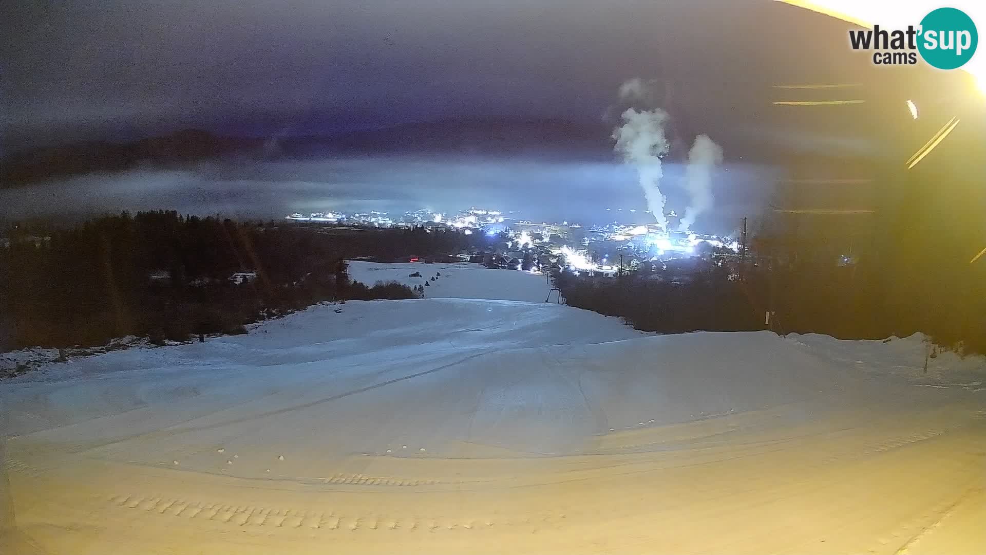 Spletna kamera Bohinjska Bistrica – Pogled v živo s smučišča Kozji Hrbet