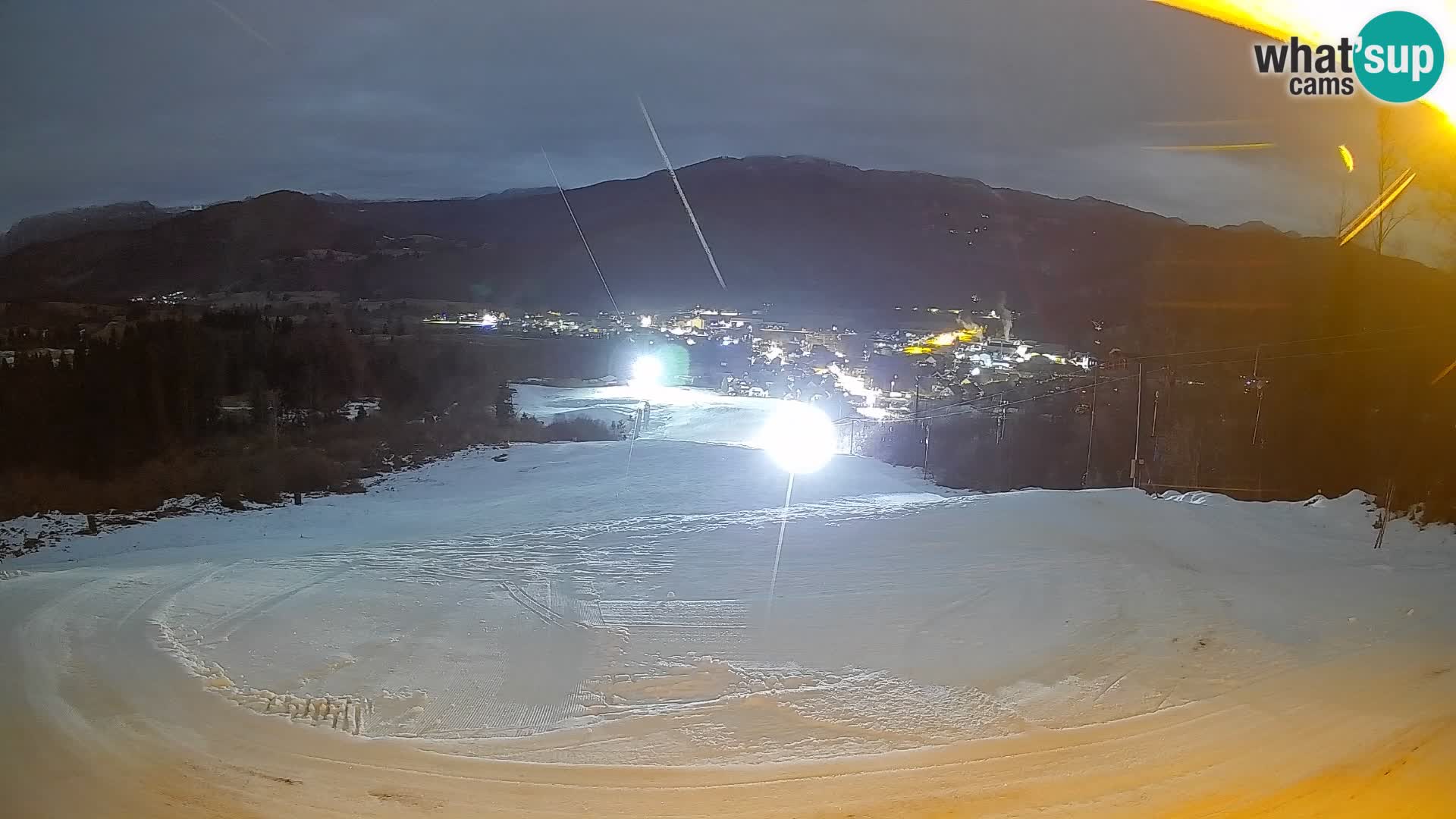 Spletna kamera Bohinjska Bistrica – Pogled v živo s smučišča Kozji Hrbet