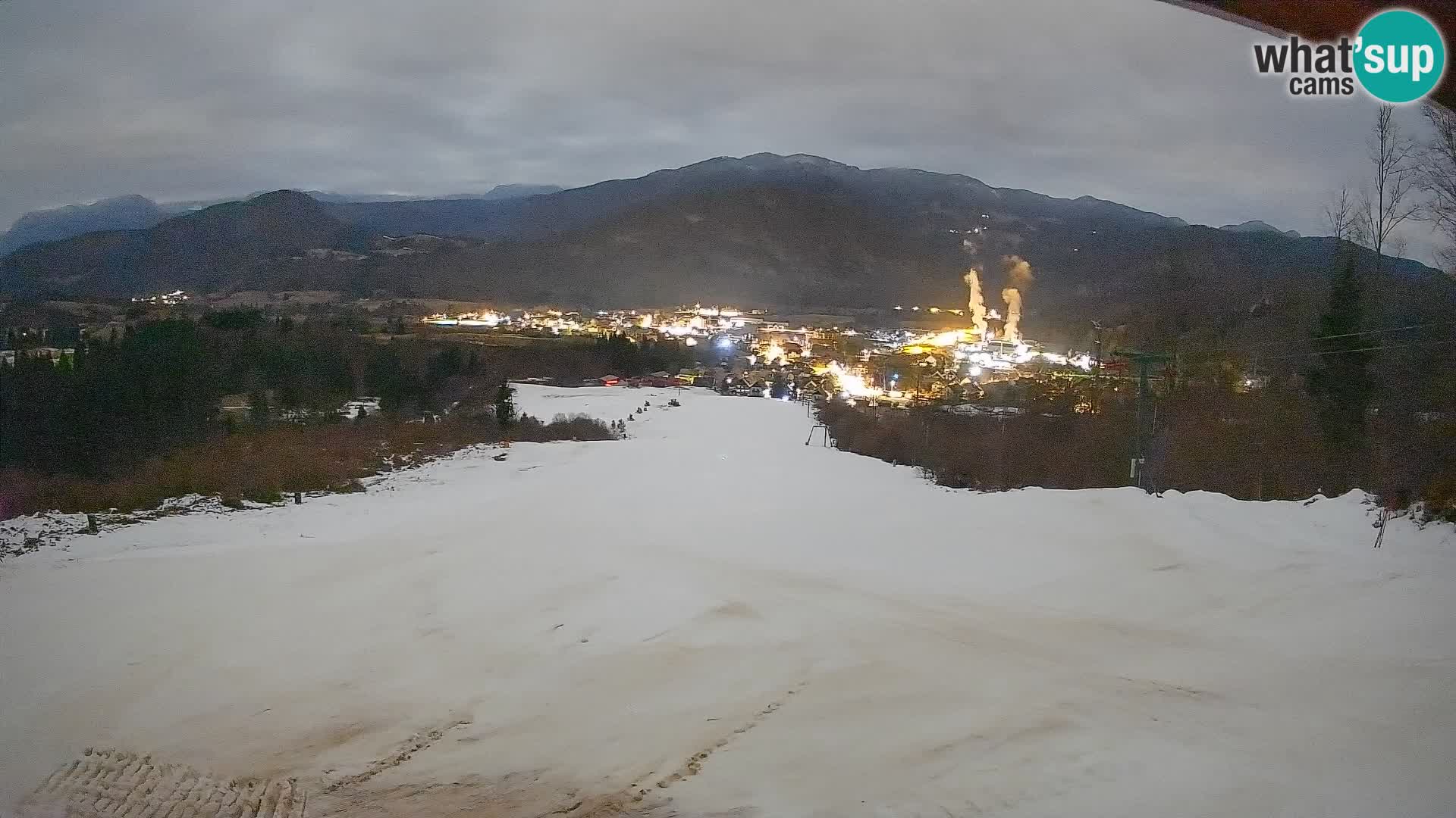 Spletna kamera Bohinjska Bistrica – Pogled v živo s smučišča Kozji Hrbet