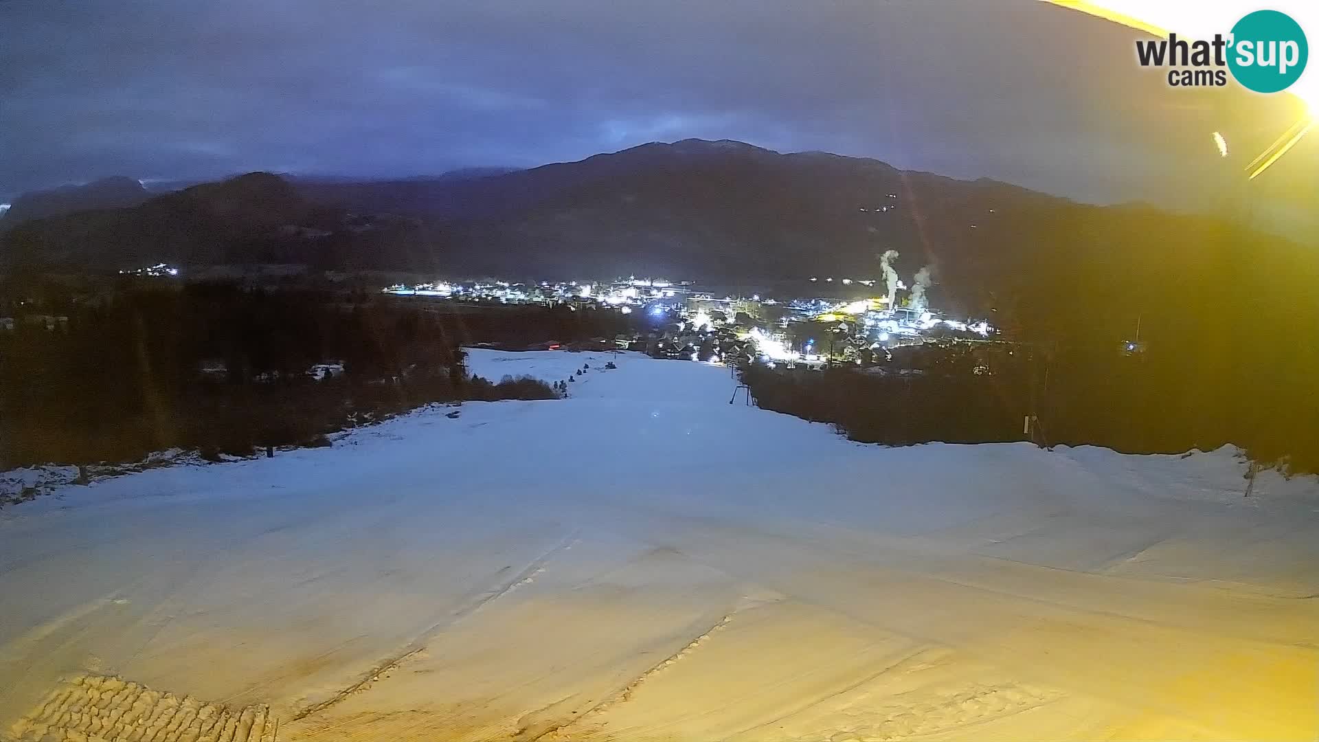 Kamera uživo Bohinjska Bistrica – Pogled u stvarnom vremenu sa skijališta Kozji Hrbet