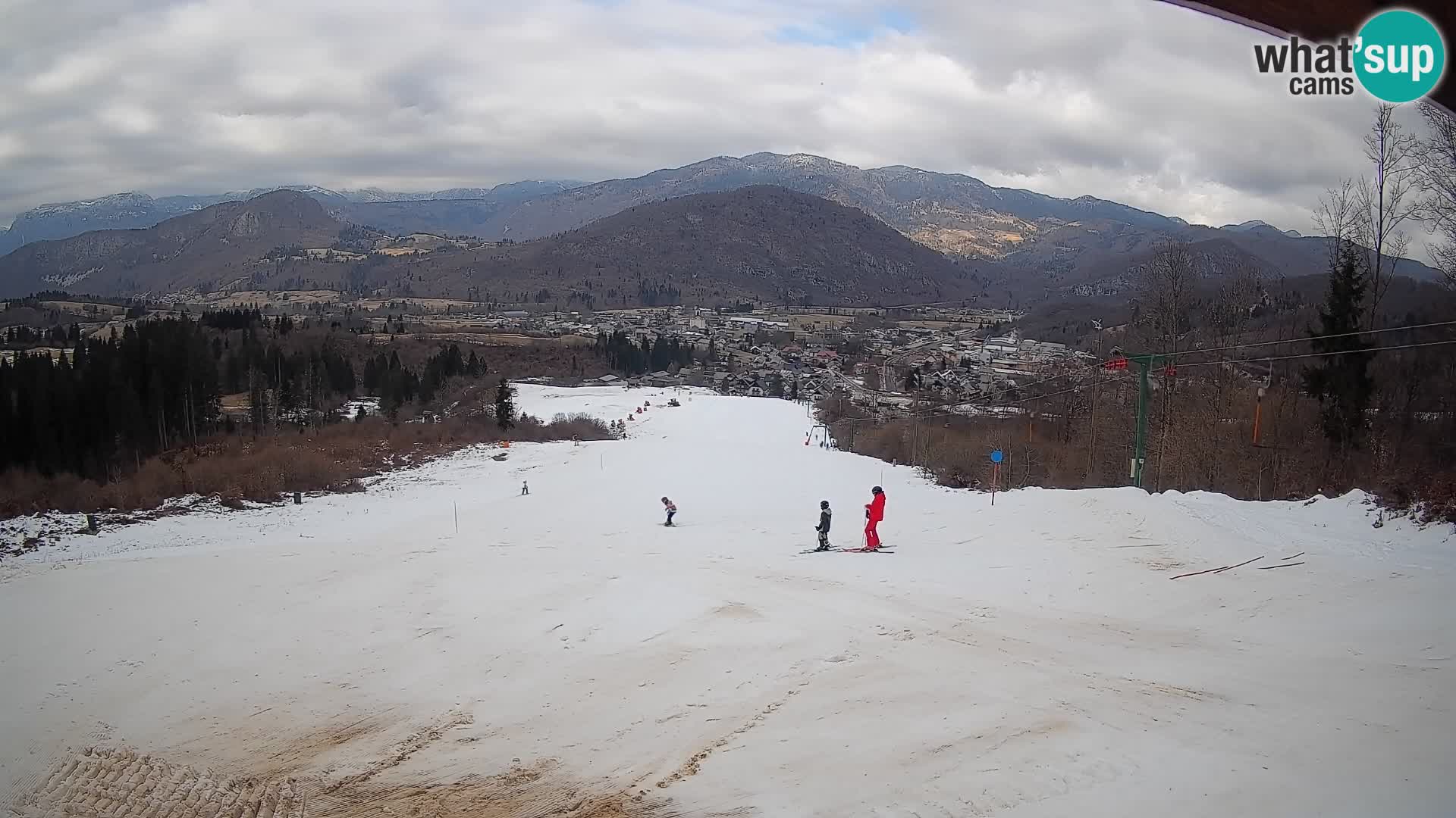 Spletna kamera Bohinjska Bistrica – Pogled v živo s smučišča Kozji Hrbet