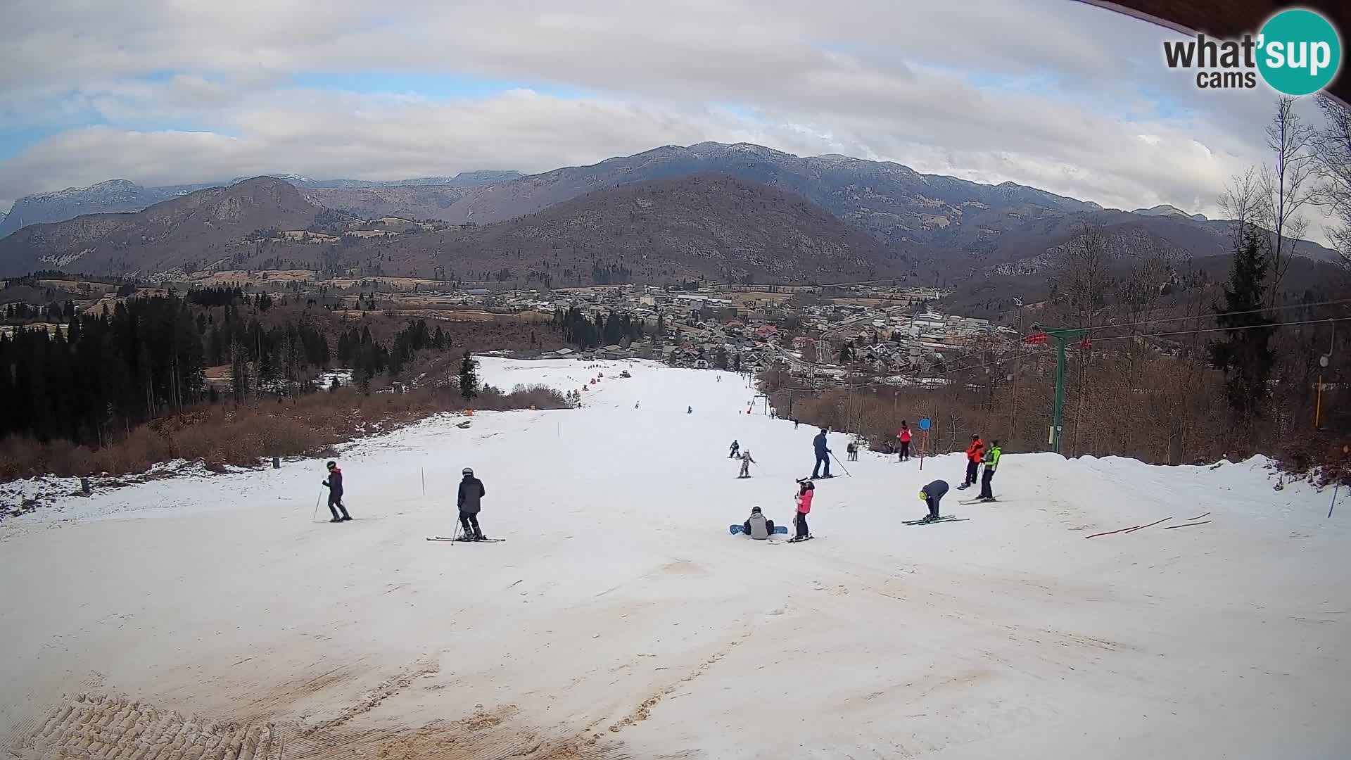 Kamera uživo Bohinjska Bistrica – Pogled u stvarnom vremenu sa skijališta Kozji Hrbet