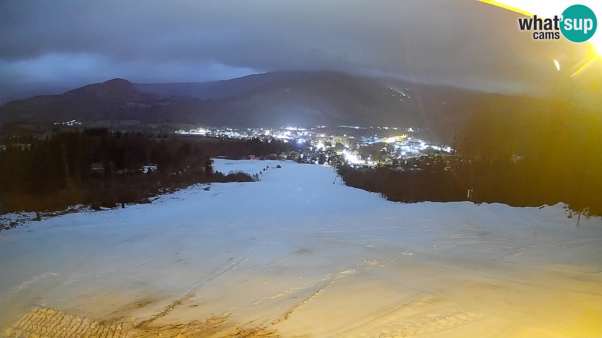 Spletna kamera Bohinjska Bistrica – Pogled v živo s smučišča Kozji Hrbet