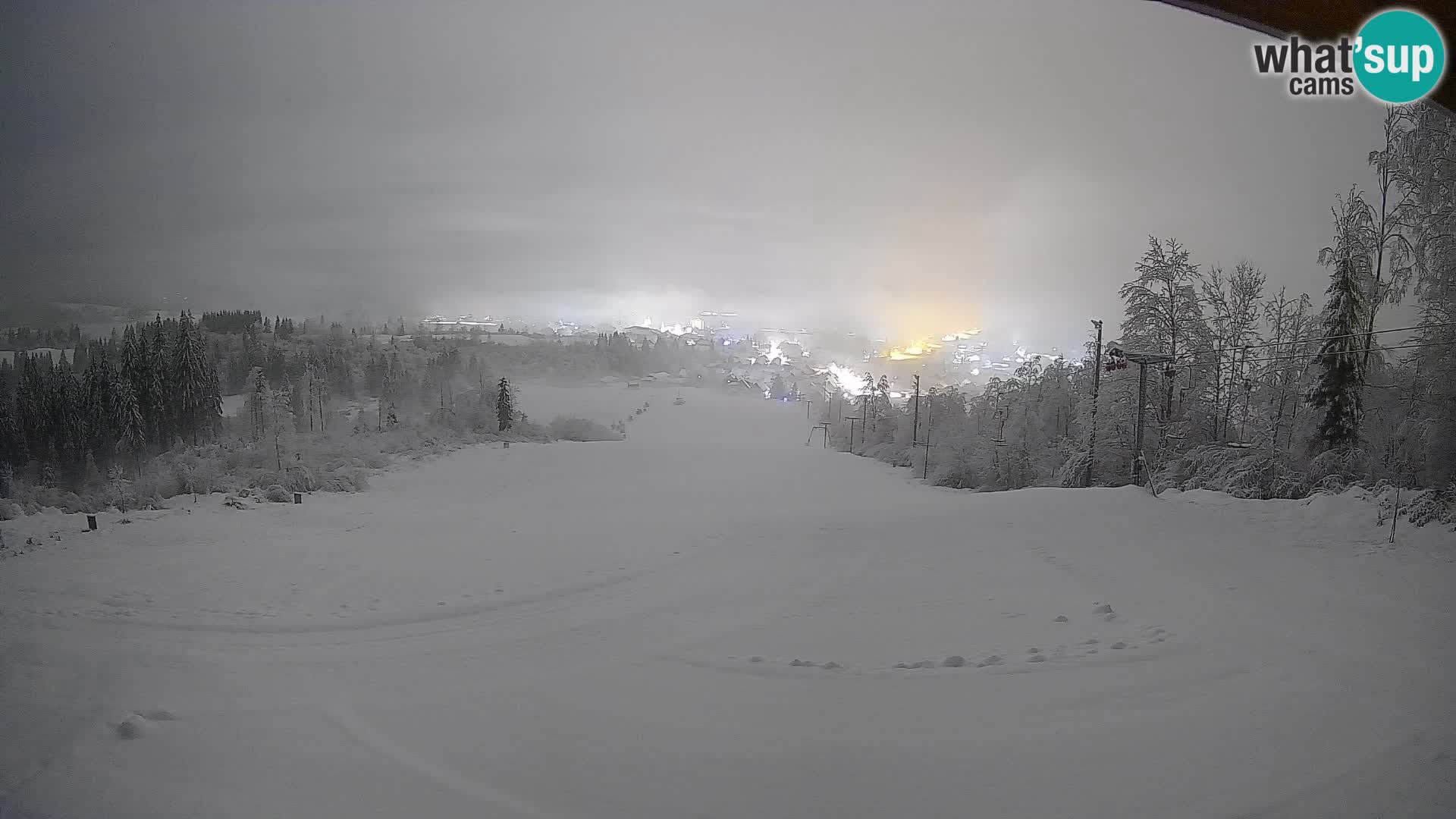 Spletna kamera Bohinjska Bistrica – Pogled v živo s smučišča Kozji Hrbet