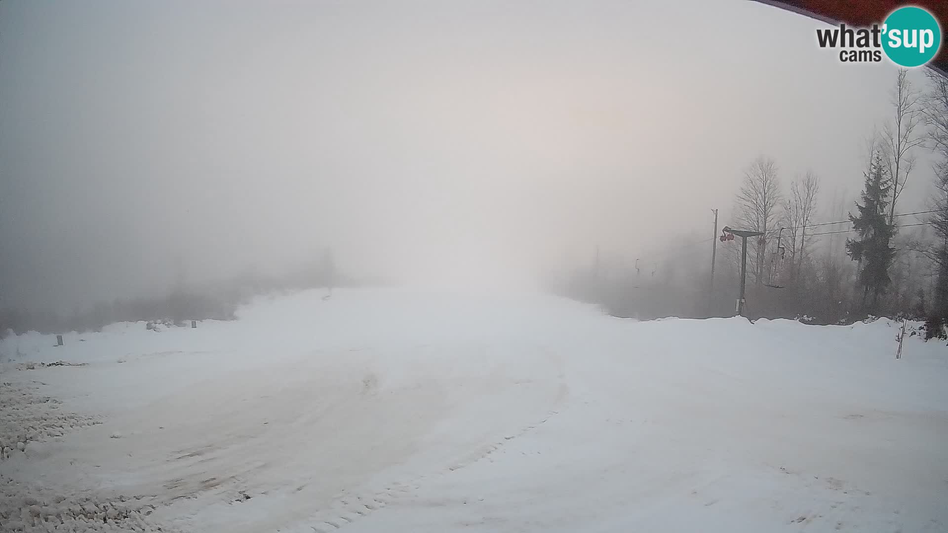 Kamera uživo Bohinjska Bistrica – Pogled u stvarnom vremenu sa skijališta Kozji Hrbet