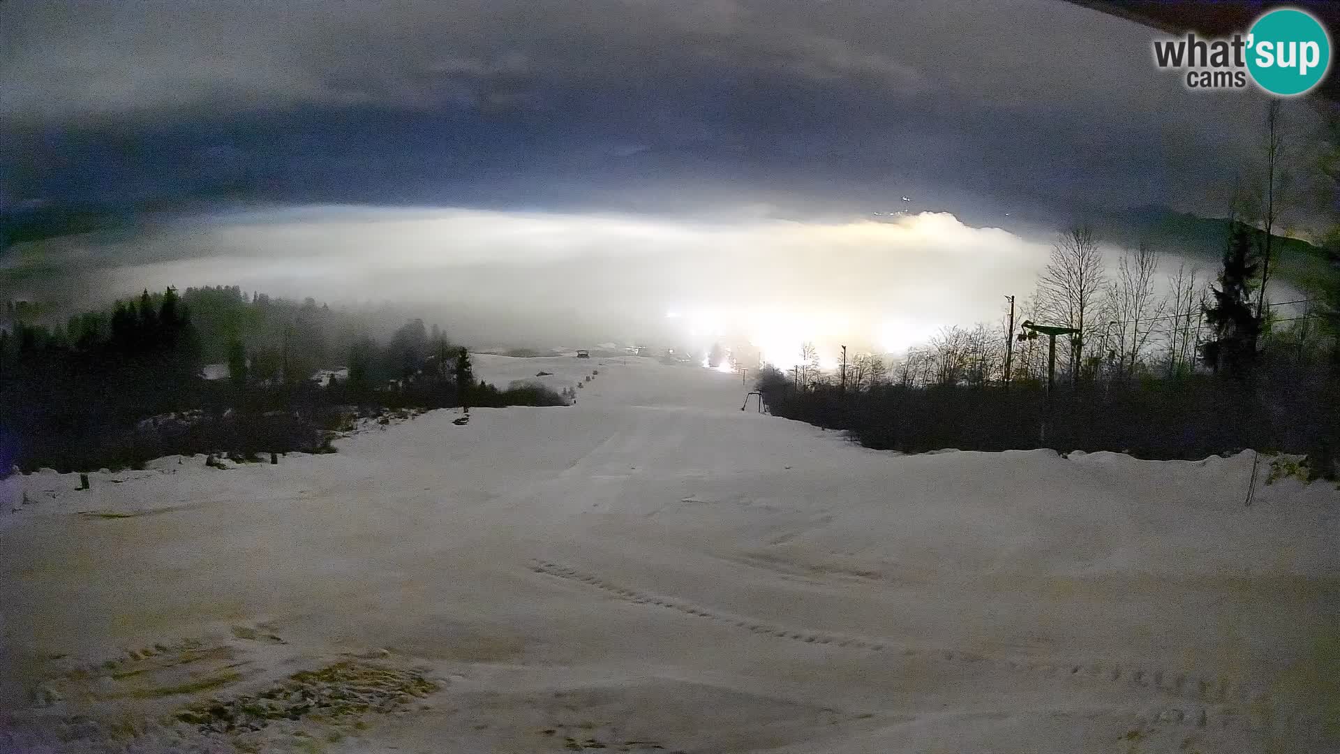 Kamera uživo Bohinjska Bistrica – Pogled u stvarnom vremenu sa skijališta Kozji Hrbet