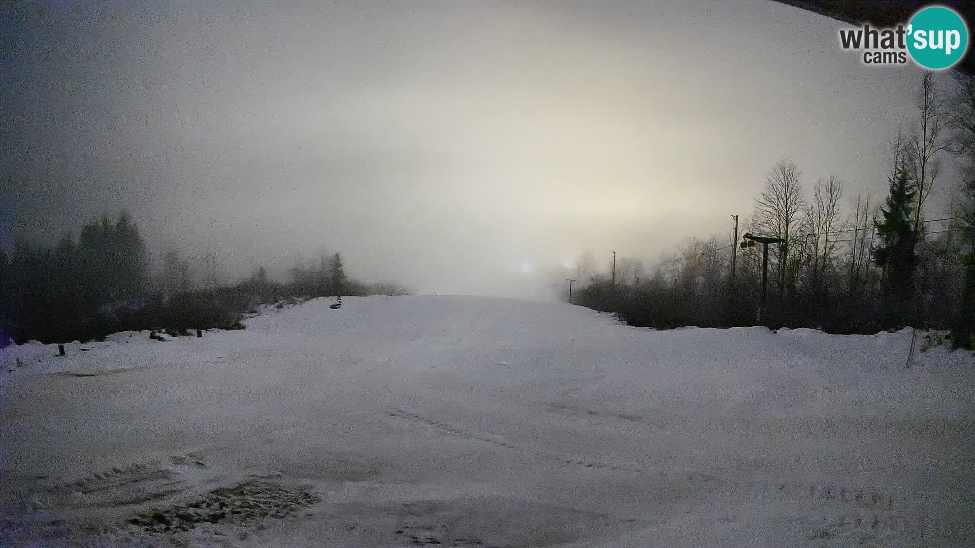 Kamera uživo Bohinjska Bistrica – Pogled u stvarnom vremenu sa skijališta Kozji Hrbet