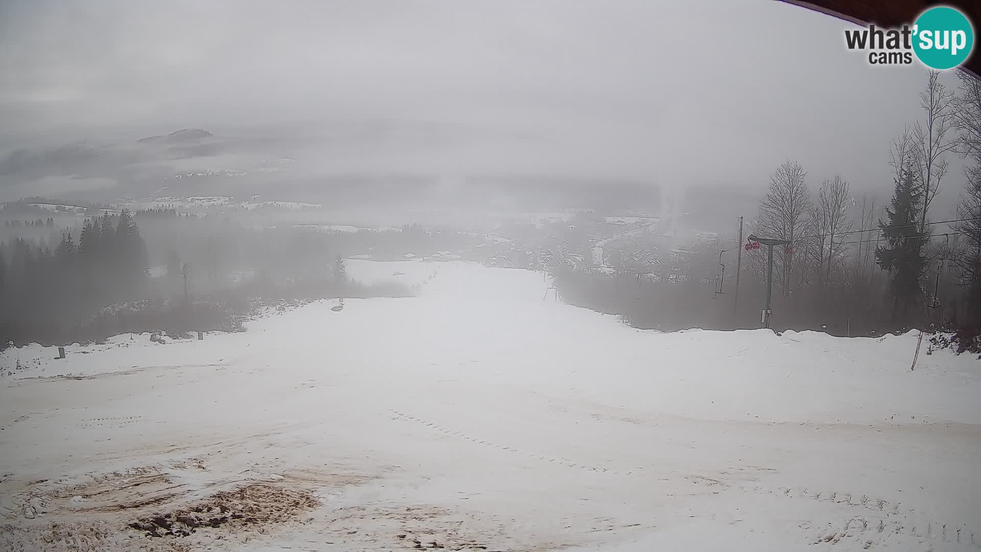 Kamera uživo Bohinjska Bistrica – Pogled u stvarnom vremenu sa skijališta Kozji Hrbet