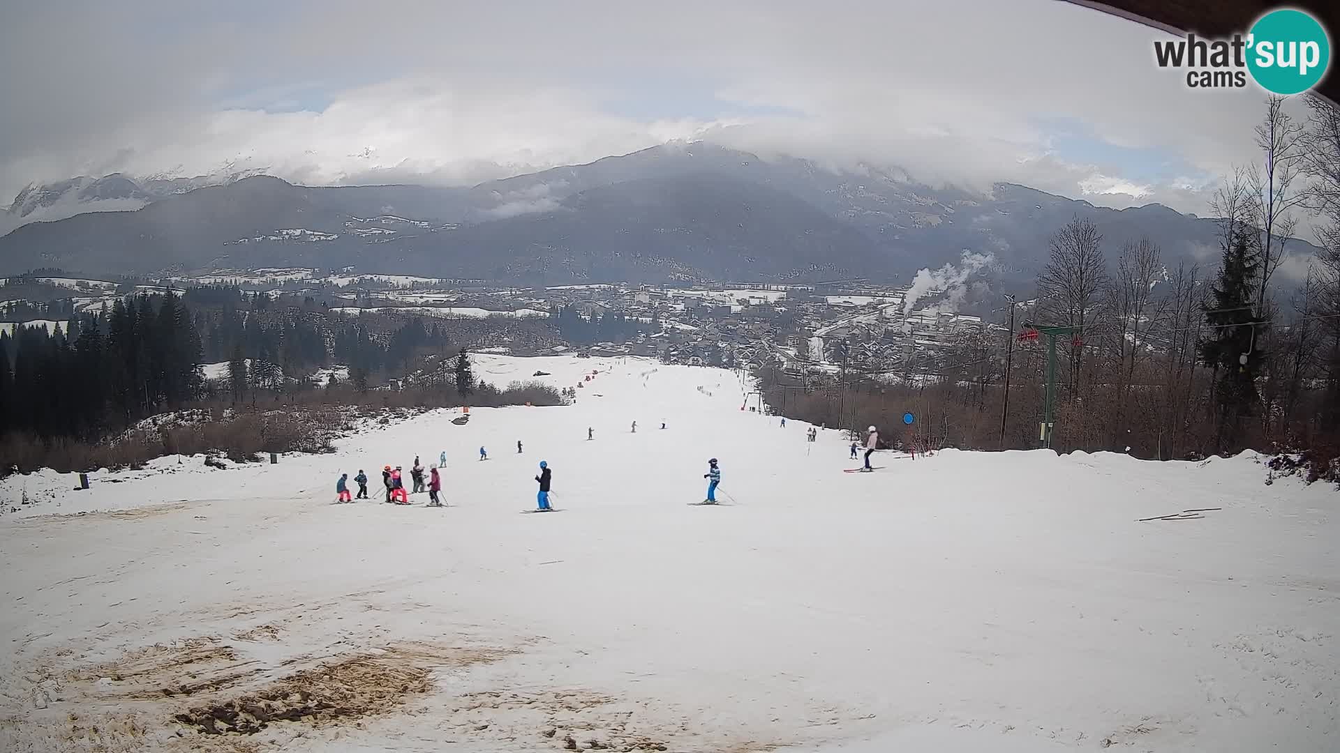 Spletna kamera Bohinjska Bistrica – Pogled v živo s smučišča Kozji Hrbet
