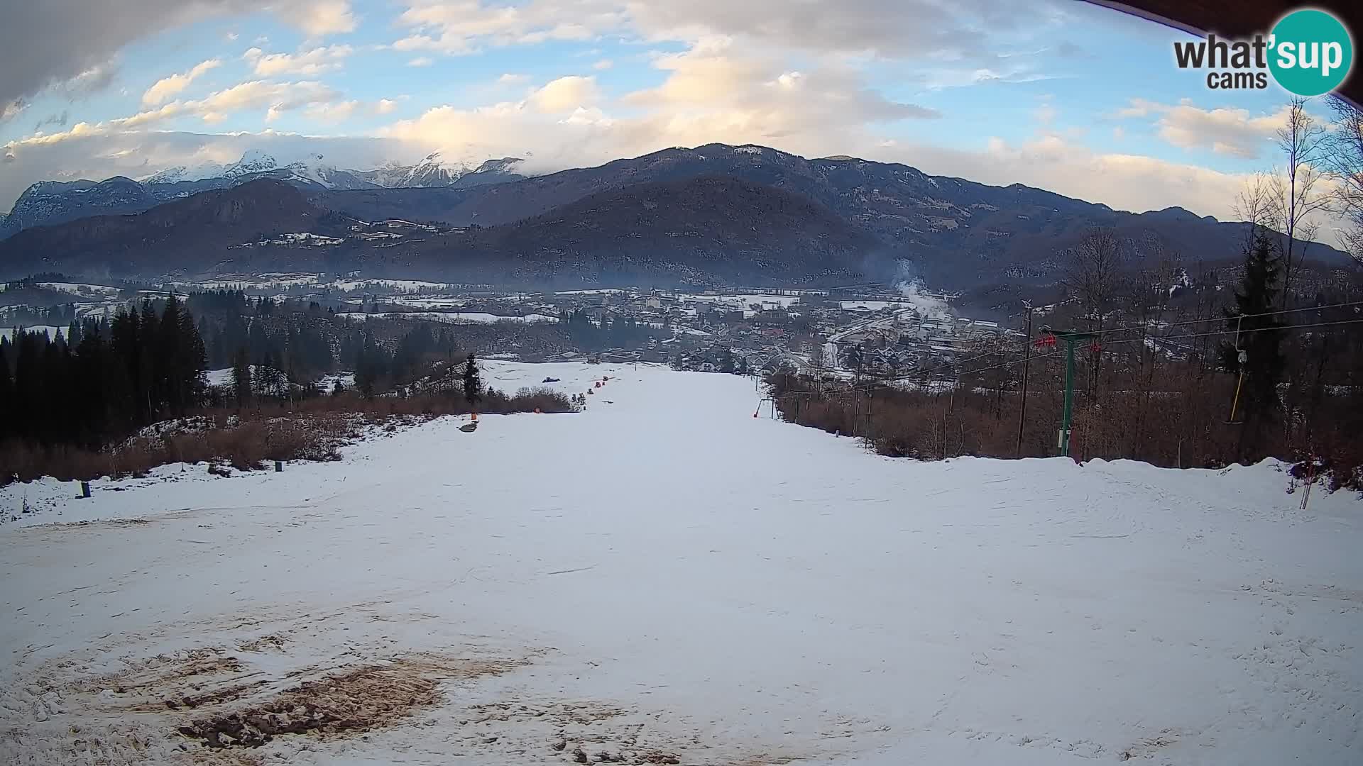 Spletna kamera Bohinjska Bistrica – Pogled v živo s smučišča Kozji Hrbet