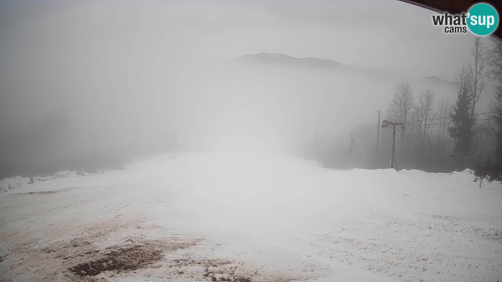 Kamera uživo Bohinjska Bistrica – Pogled u stvarnom vremenu sa skijališta Kozji Hrbet