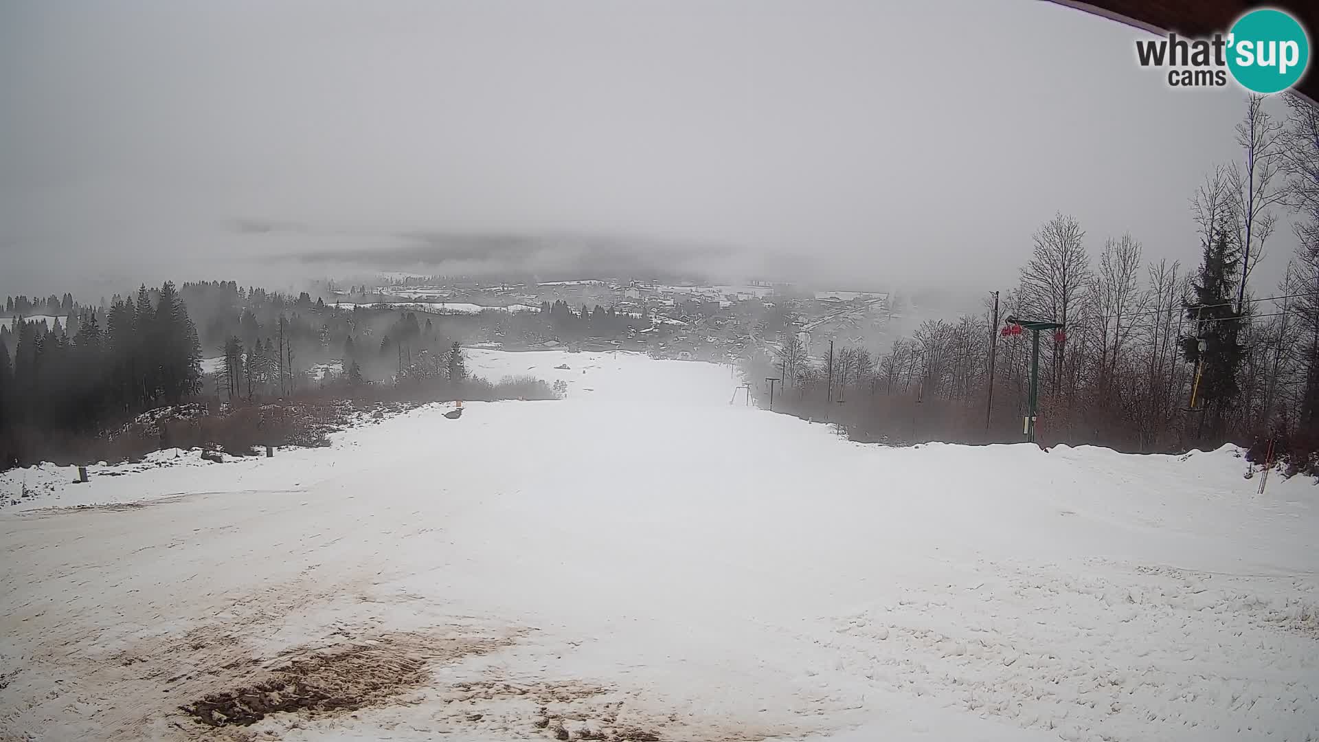 Spletna kamera Bohinjska Bistrica – Pogled v živo s smučišča Kozji Hrbet