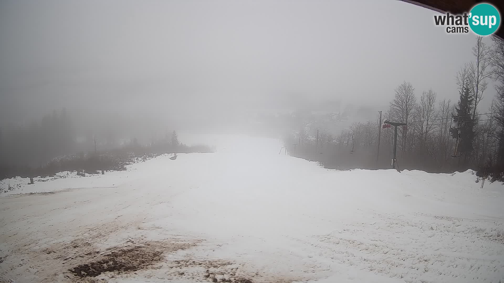 Spletna kamera Bohinjska Bistrica – Pogled v živo s smučišča Kozji Hrbet