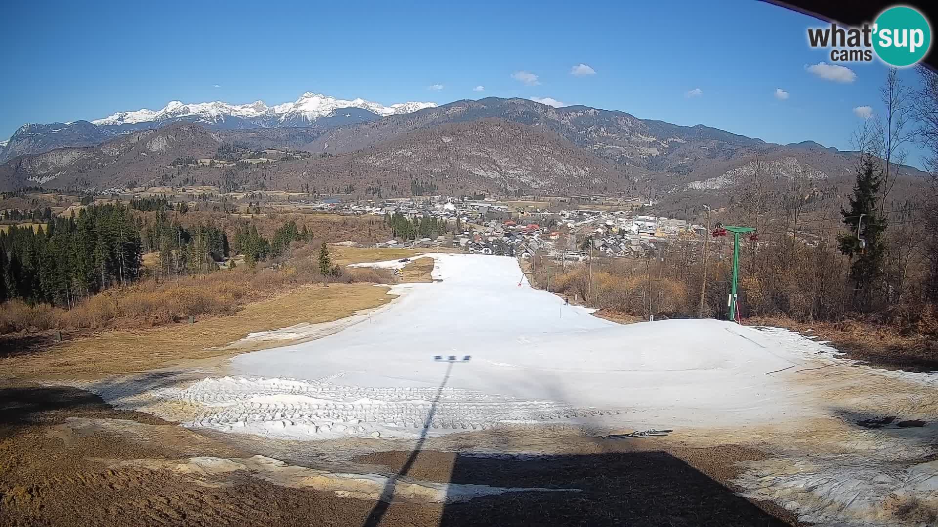 Kamera uživo Bohinjska Bistrica – Pogled u stvarnom vremenu sa skijališta Kozji Hrbet
