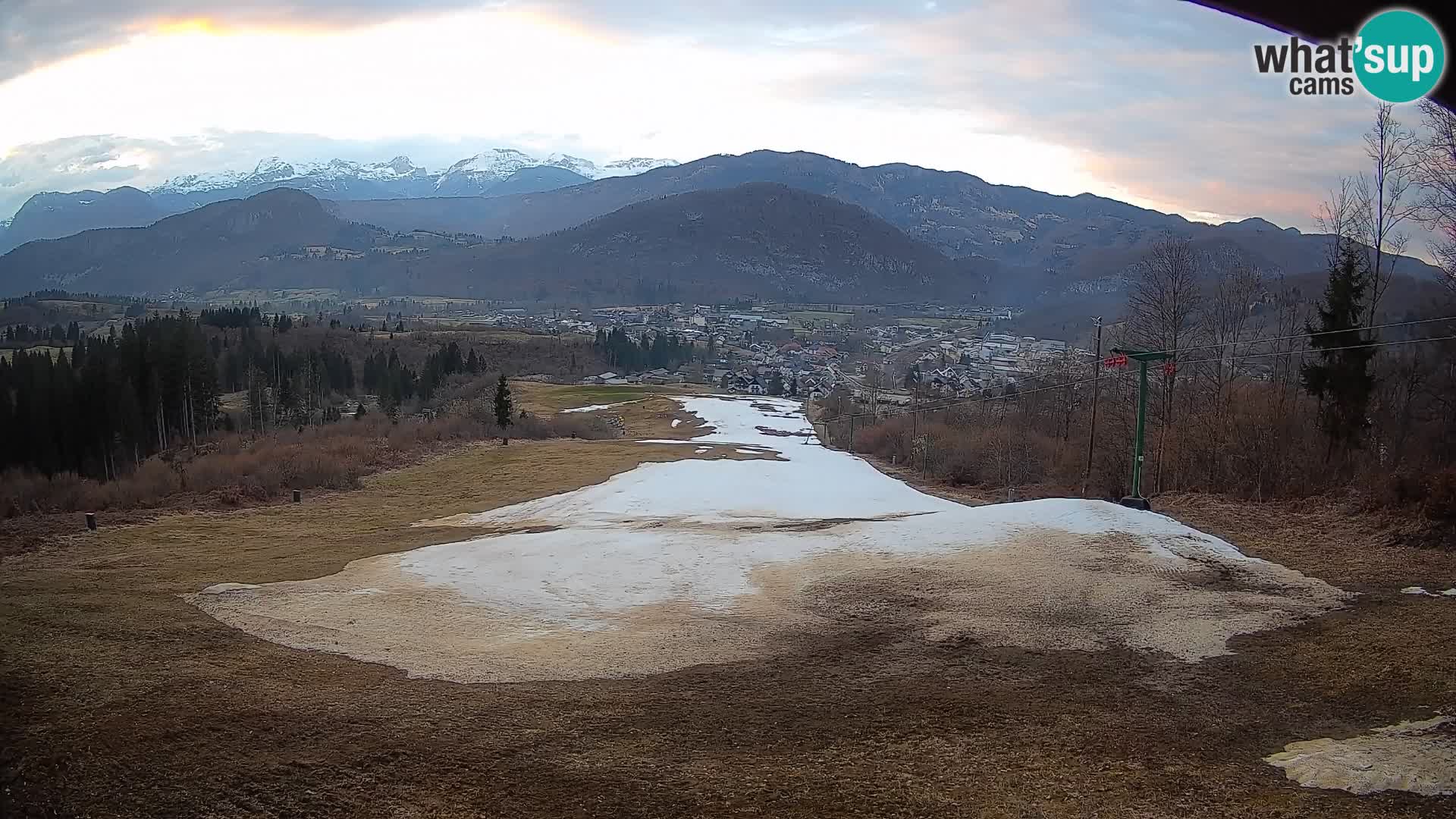 Spletna kamera Bohinjska Bistrica – Pogled v živo s smučišča Kozji Hrbet