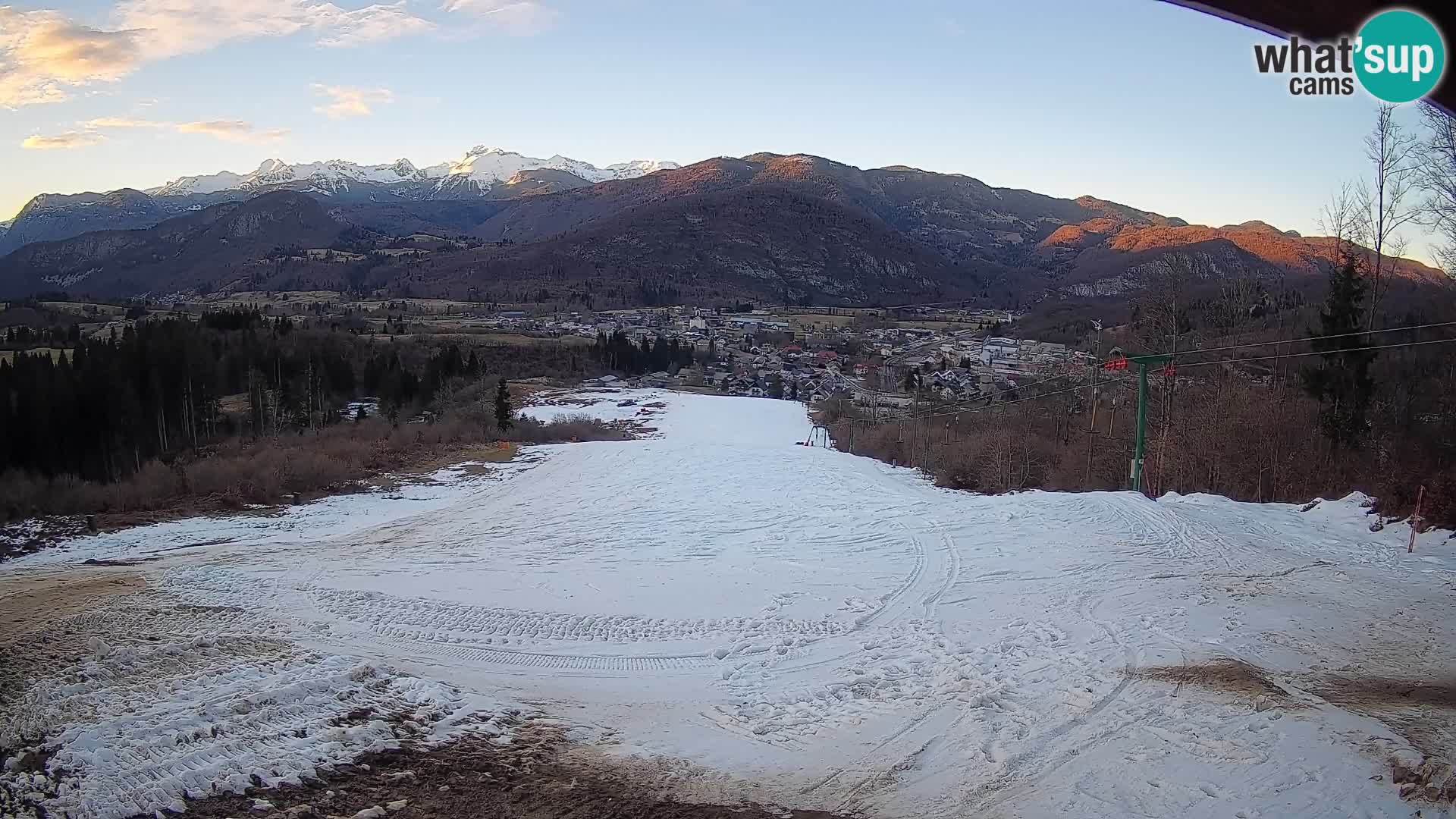 Spletna kamera Bohinjska Bistrica – Pogled v živo s smučišča Kozji Hrbet