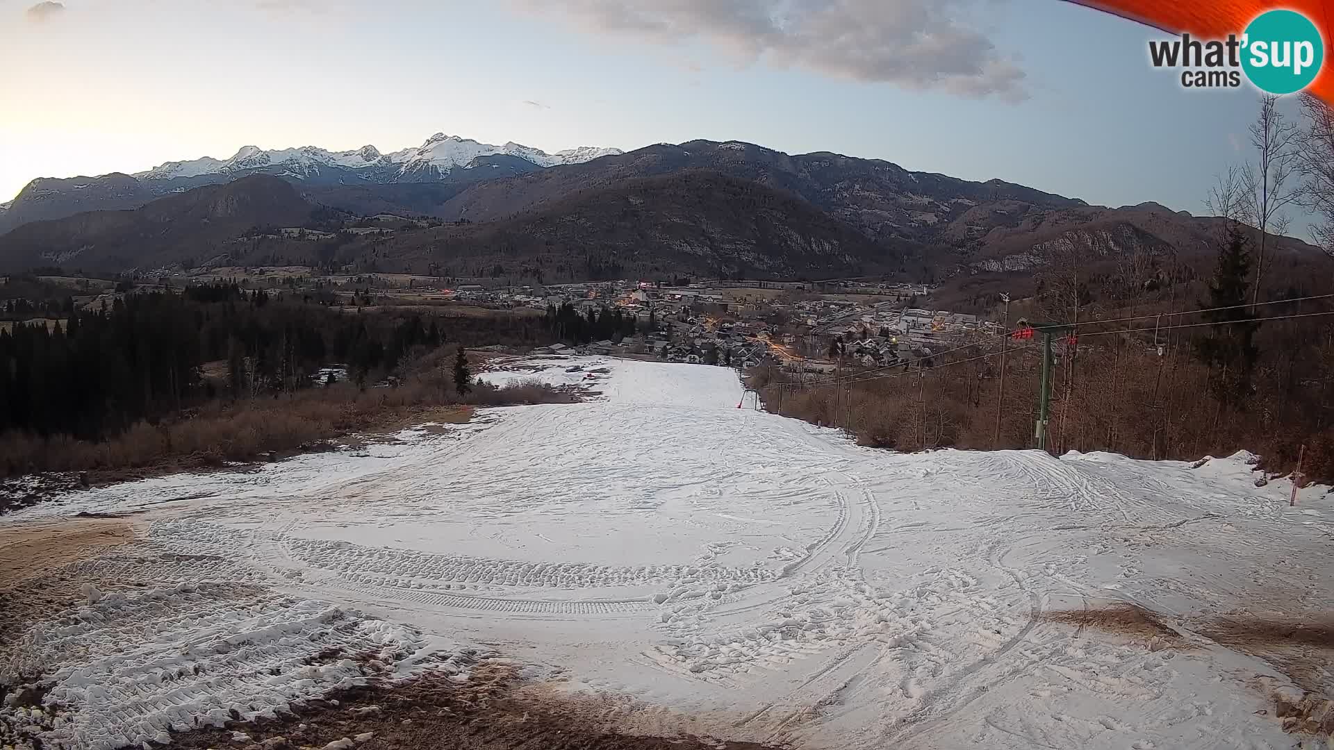 Spletna kamera Bohinjska Bistrica – Pogled v živo s smučišča Kozji Hrbet