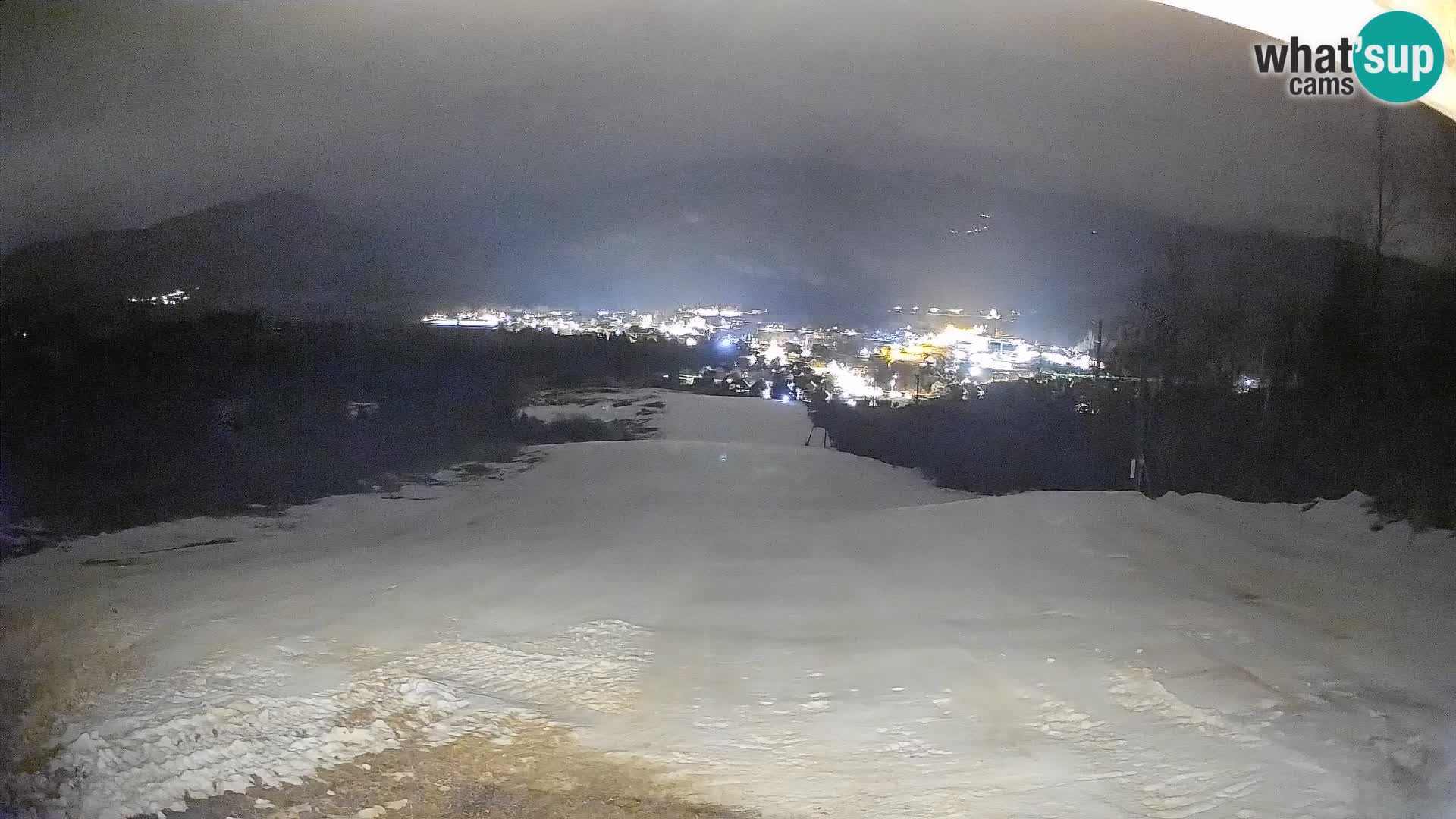 Kamera uživo Bohinjska Bistrica – Pogled u stvarnom vremenu sa skijališta Kozji Hrbet