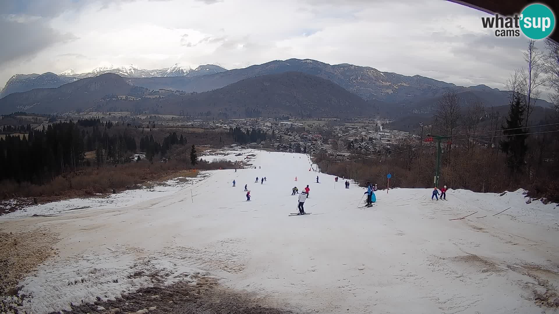 Spletna kamera Bohinjska Bistrica – Pogled v živo s smučišča Kozji Hrbet
