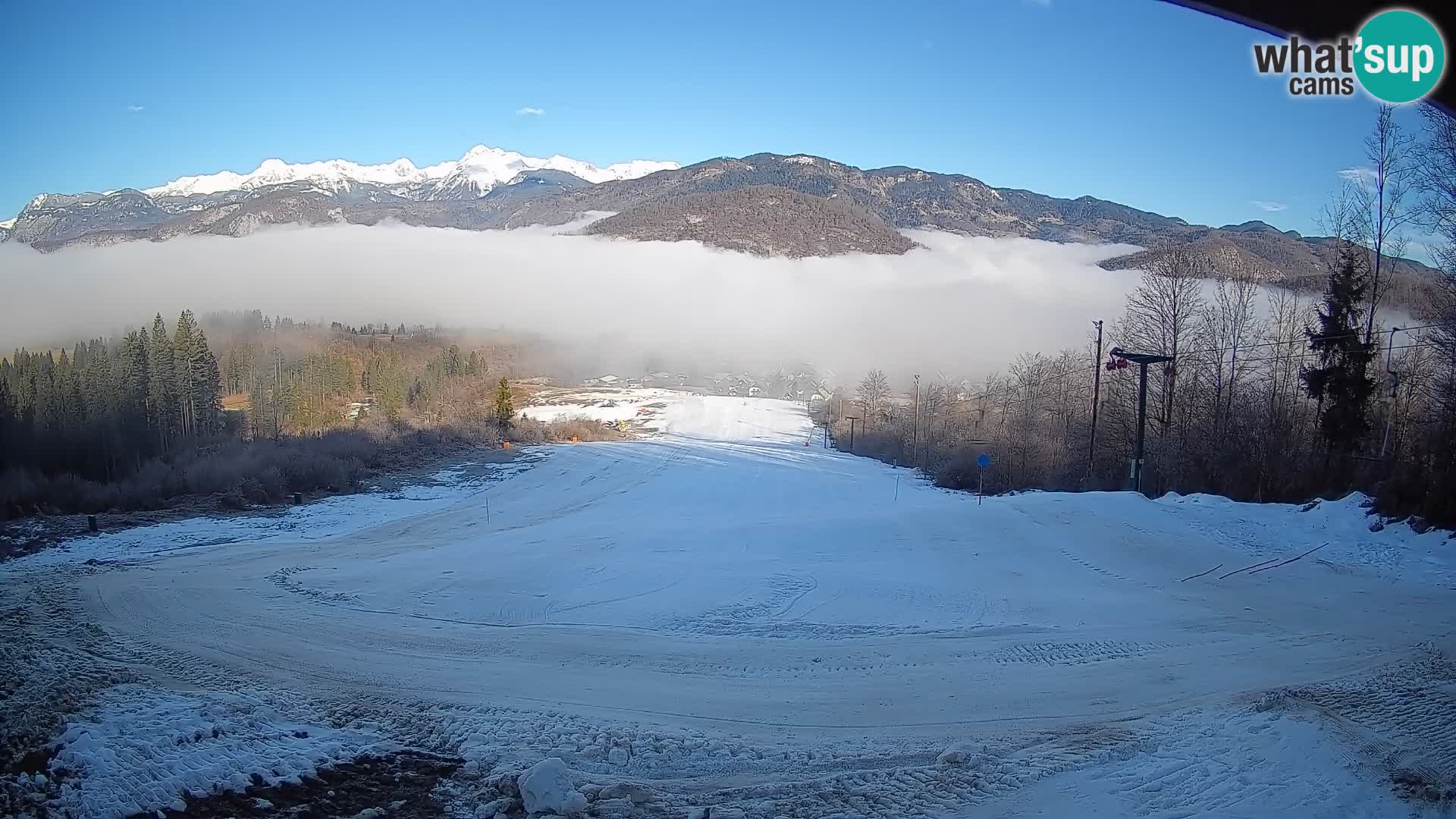 Kamera uživo Bohinjska Bistrica – Pogled u stvarnom vremenu sa skijališta Kozji Hrbet