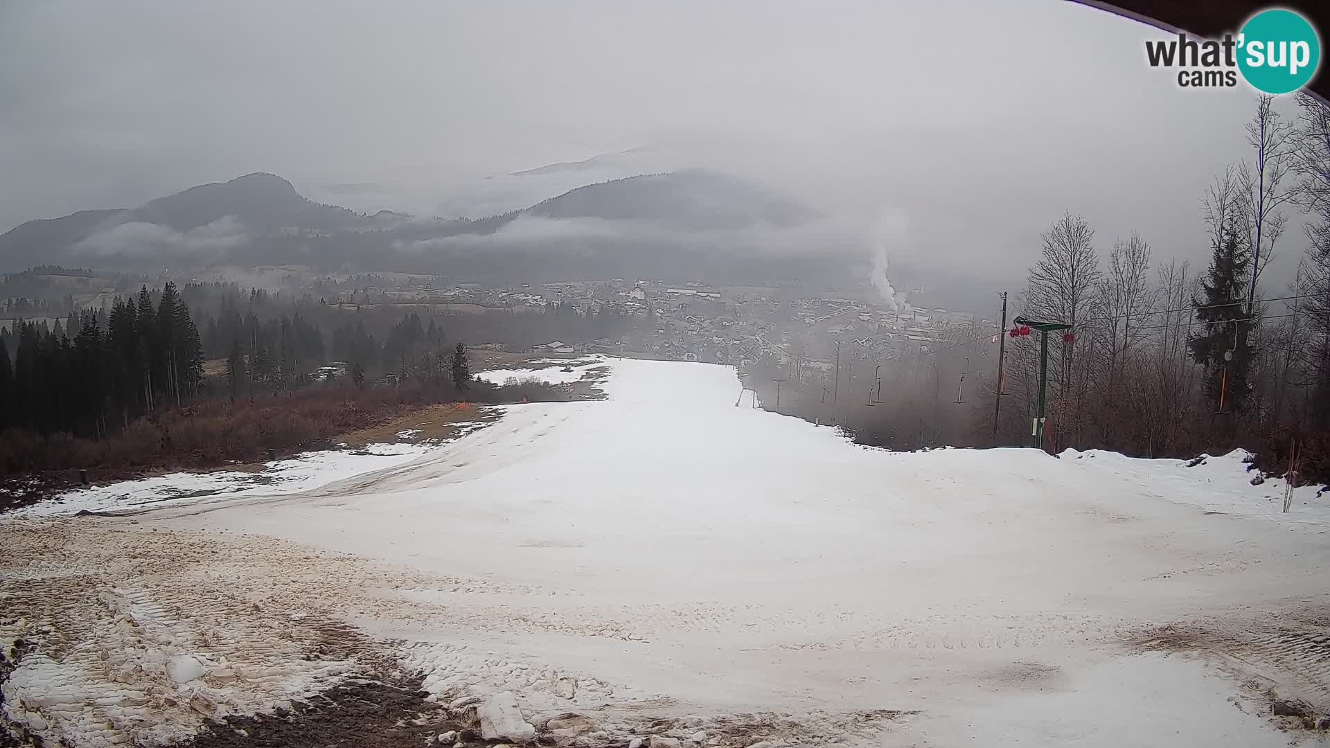 Kamera uživo Bohinjska Bistrica – Pogled u stvarnom vremenu sa skijališta Kozji Hrbet