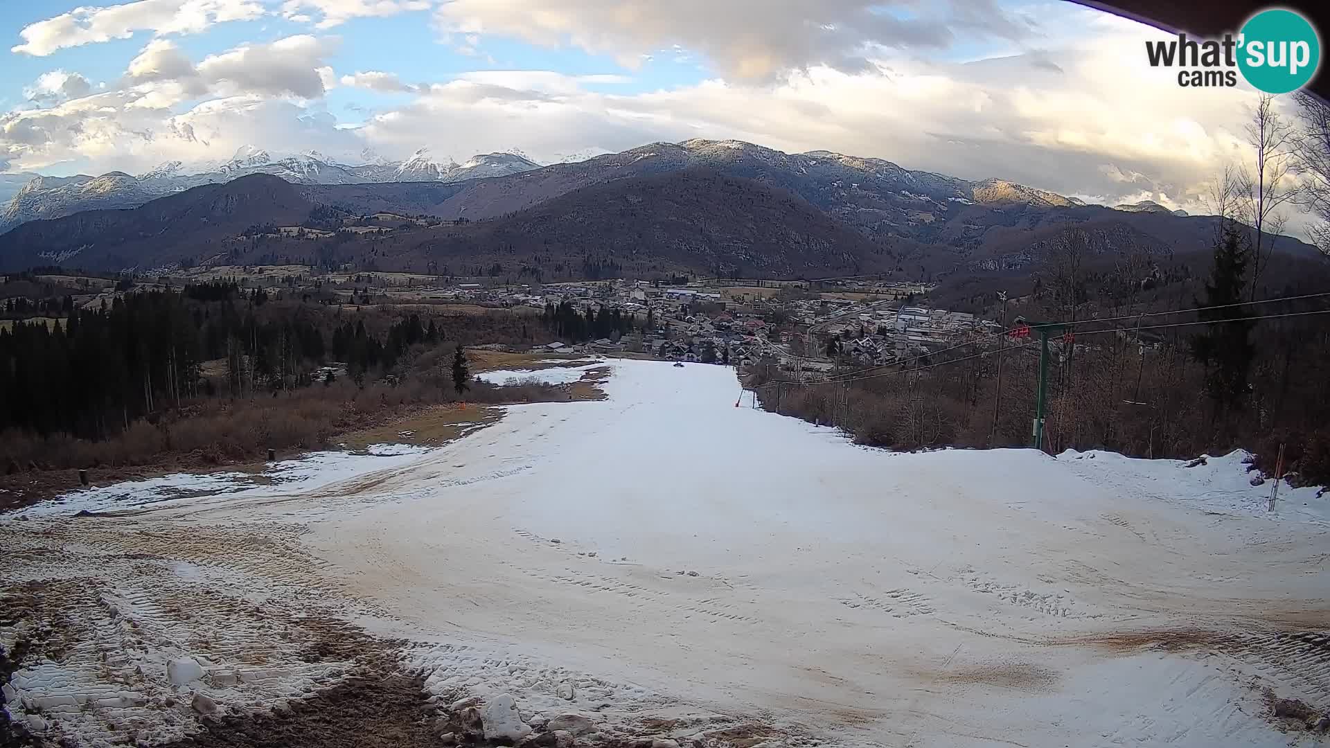 Kamera uživo Bohinjska Bistrica – Pogled u stvarnom vremenu sa skijališta Kozji Hrbet