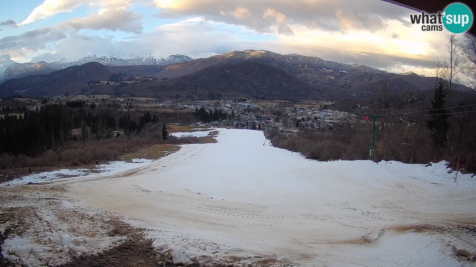Spletna kamera Bohinjska Bistrica – Pogled v živo s smučišča Kozji Hrbet
