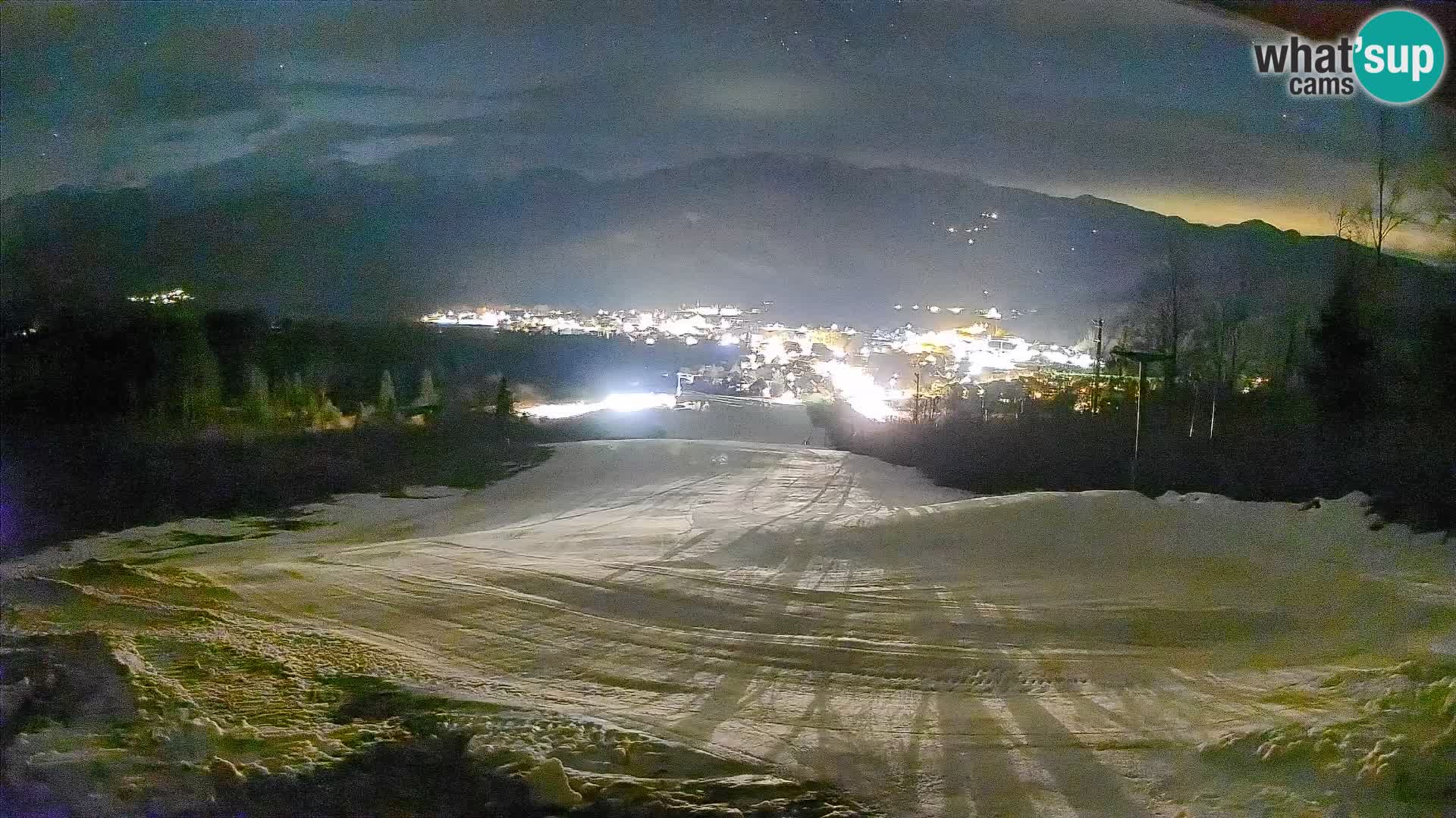 Spletna kamera Bohinjska Bistrica – Pogled v živo s smučišča Kozji Hrbet