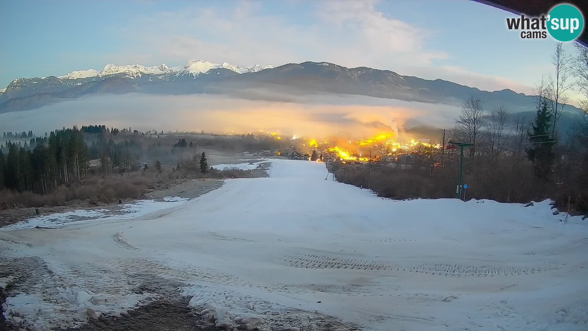 Spletna kamera Bohinjska Bistrica – Pogled v živo s smučišča Kozji Hrbet