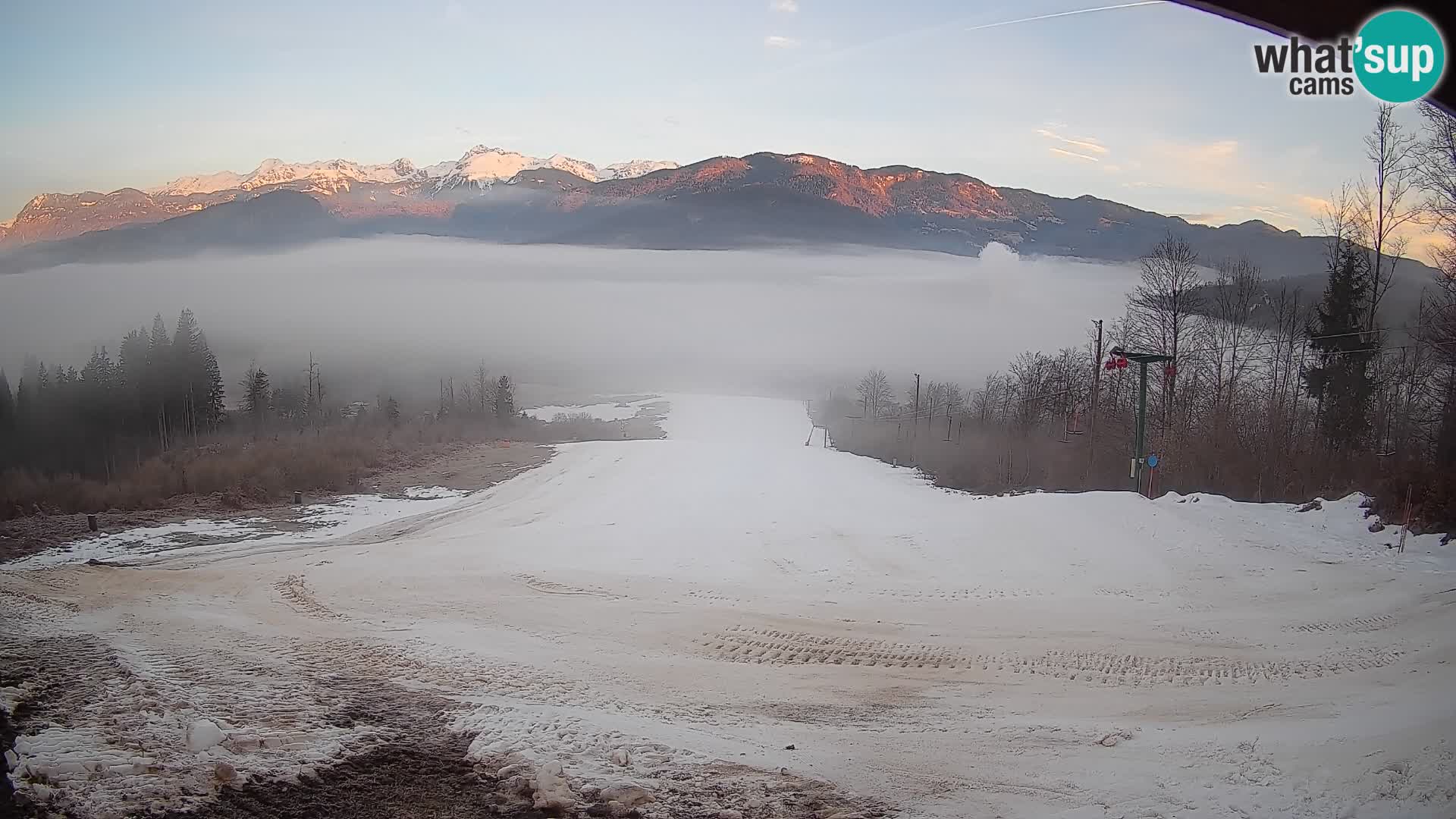 Spletna kamera Bohinjska Bistrica – Pogled v živo s smučišča Kozji Hrbet