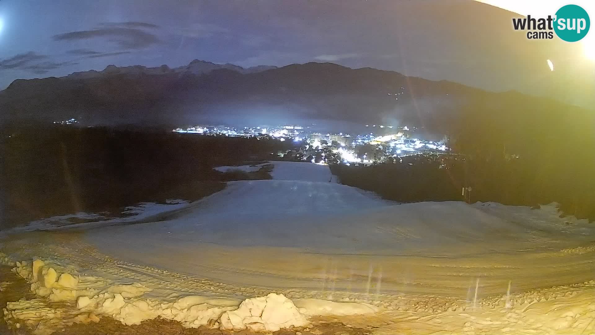 Spletna kamera Bohinjska Bistrica – Pogled v živo s smučišča Kozji Hrbet