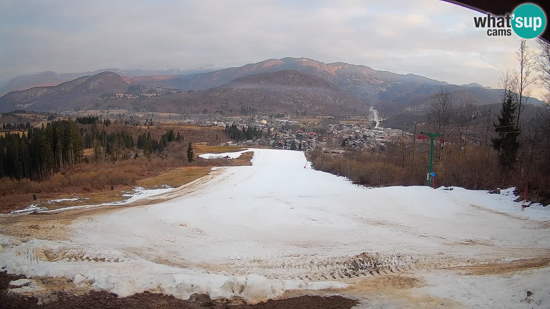 Spletna kamera Bohinjska Bistrica – Pogled v živo s smučišča Kozji Hrbet