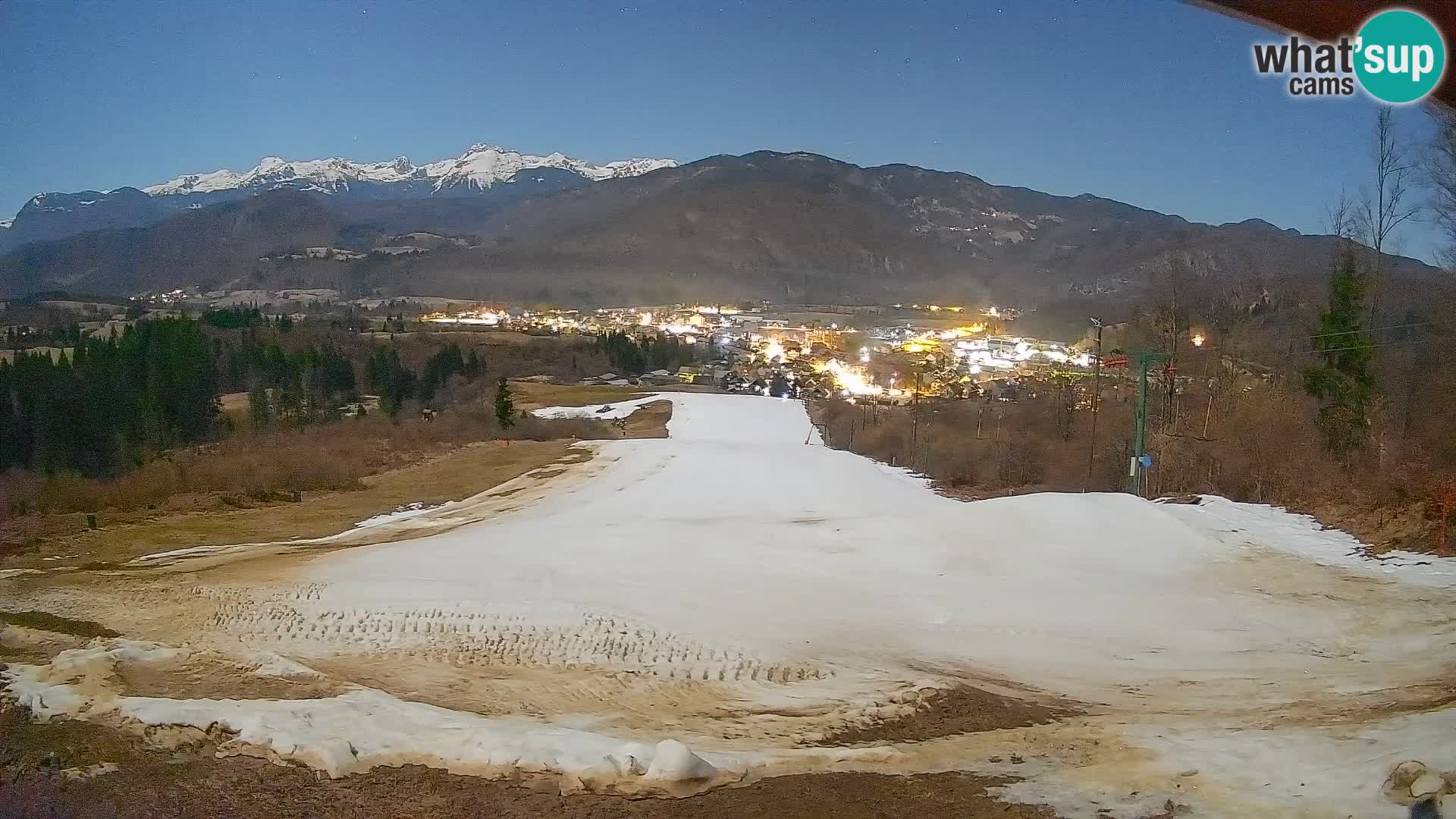 Spletna kamera Bohinjska Bistrica – Pogled v živo s smučišča Kozji Hrbet