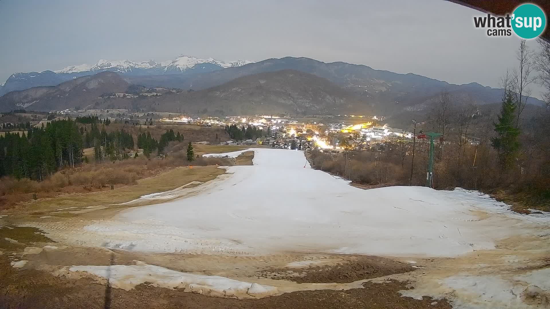 Kamera uživo Bohinjska Bistrica – Pogled u stvarnom vremenu sa skijališta Kozji Hrbet