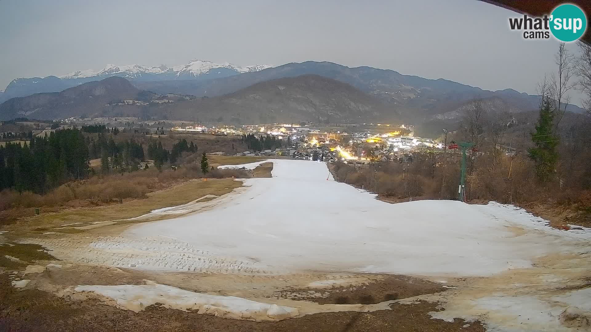 Spletna kamera Bohinjska Bistrica – Pogled v živo s smučišča Kozji Hrbet