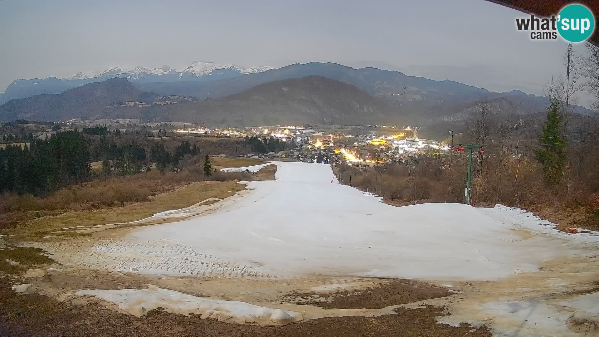 Kamera uživo Bohinjska Bistrica – Pogled u stvarnom vremenu sa skijališta Kozji Hrbet
